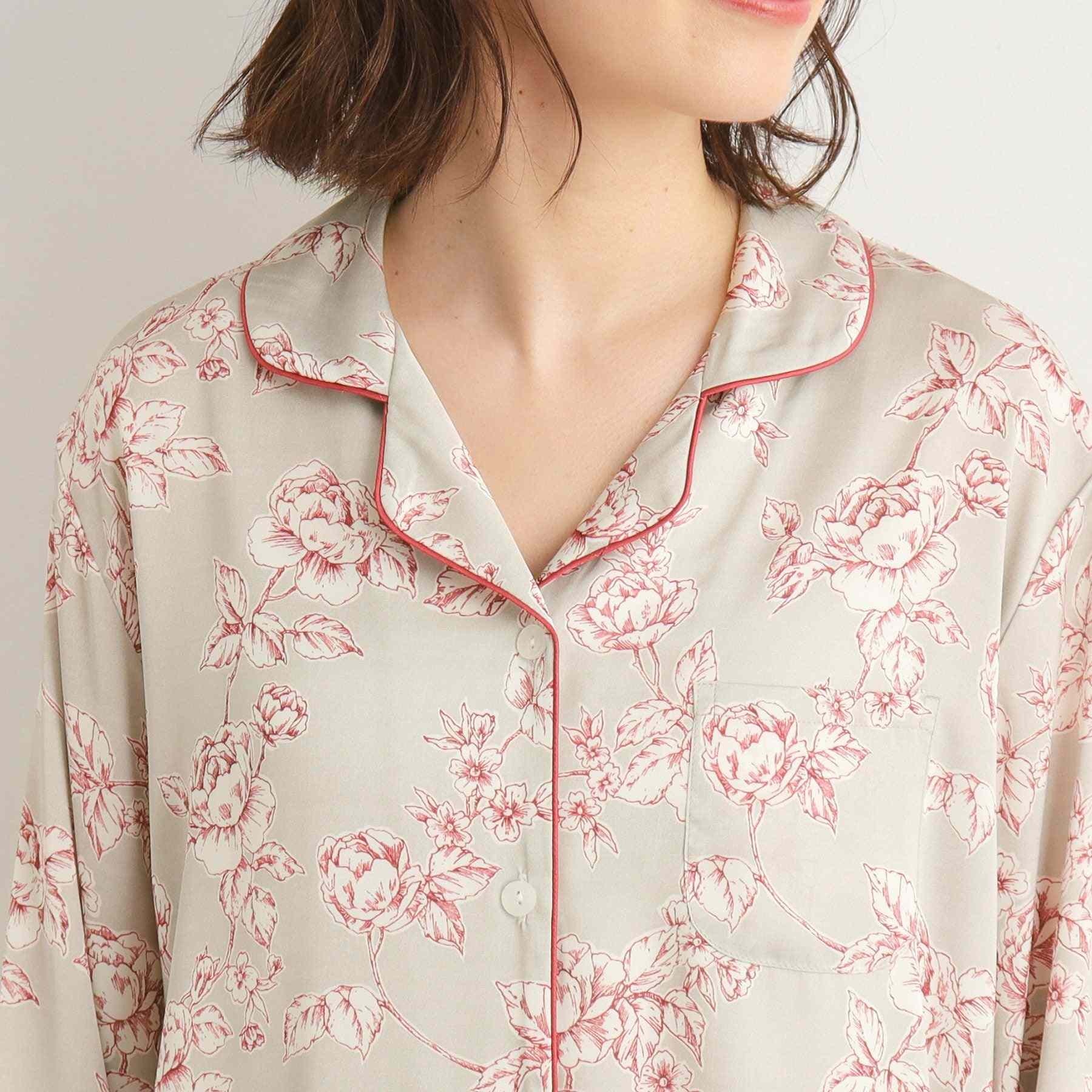 ローラ アシュレイ LAURA ASHLEY 【収納袋付き/サテン】ポリントン ローゼズ柄 携帯パジャマ