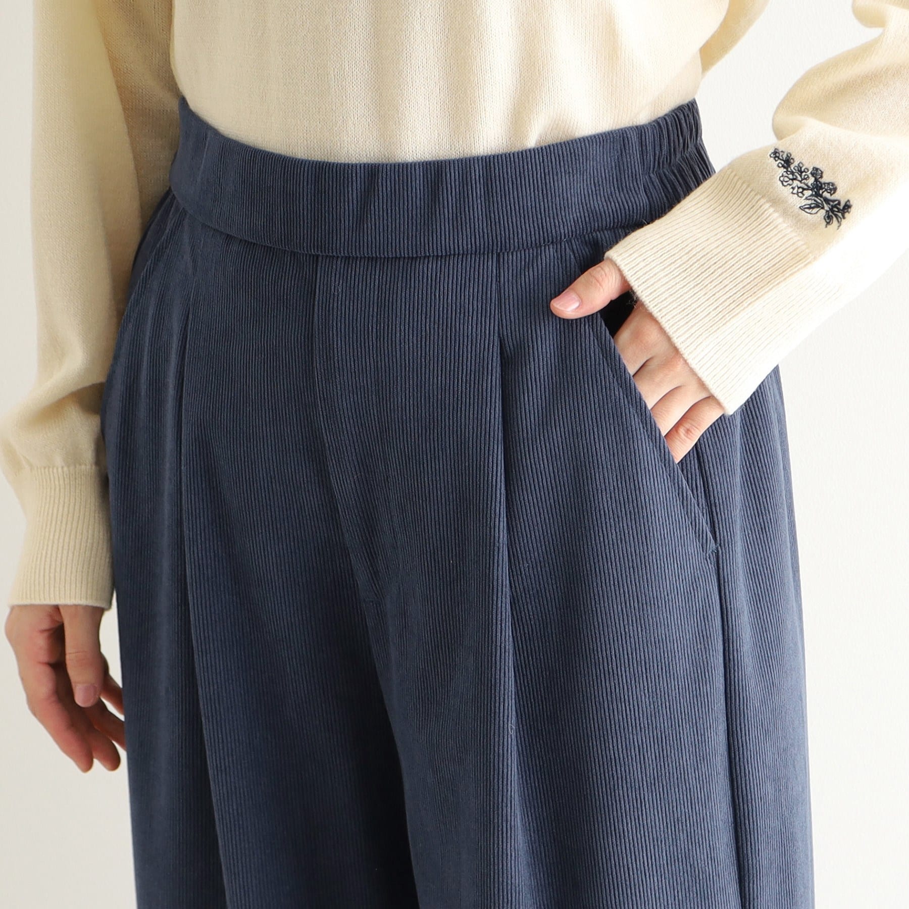 ローラ アシュレイ LAURA ASHLEY 【ウエストゴム／3colors】コーデュロイ ワイドパンツ