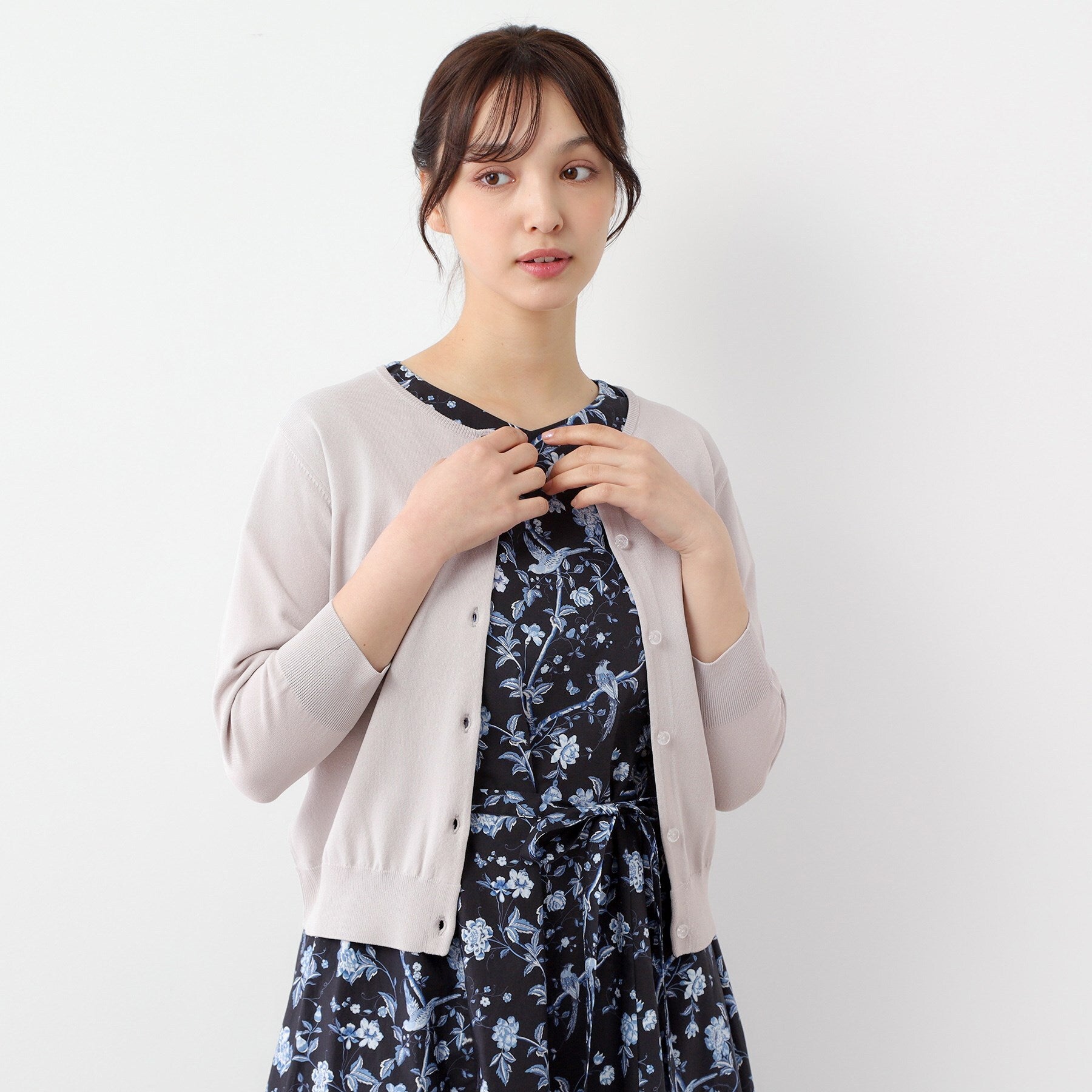 ローラ アシュレイ LAURA ASHLEY 【装飾クリアボタン】 ベーシックカーディガン （ネイビー(094)） ネイビー(094)