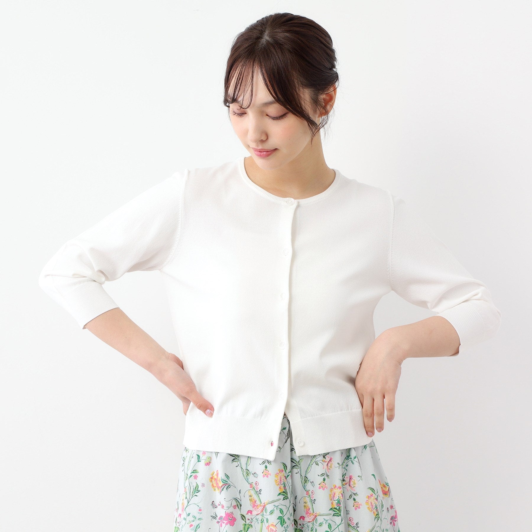 ローラ アシュレイ LAURA ASHLEY 【装飾クリアボタン】 ベーシックカーディガン （オフホワイト(003)） オフホワイト(003)