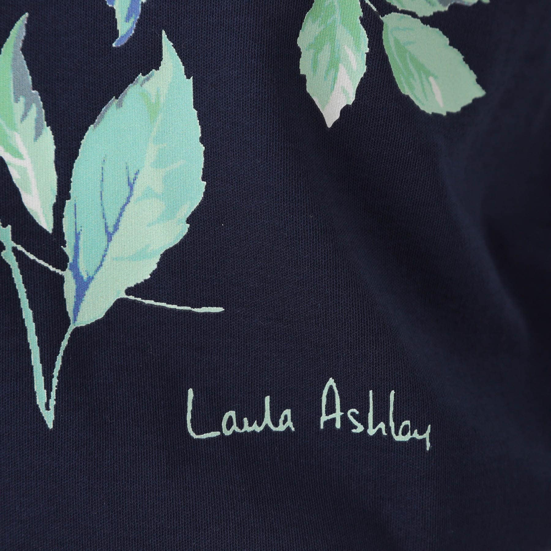 ローラ アシュレイ LAURA ASHLEY 【コットン100％／洗える】ハイドランジア柄Tシャツ （オフホワイト(003)） オフホワイト(003)