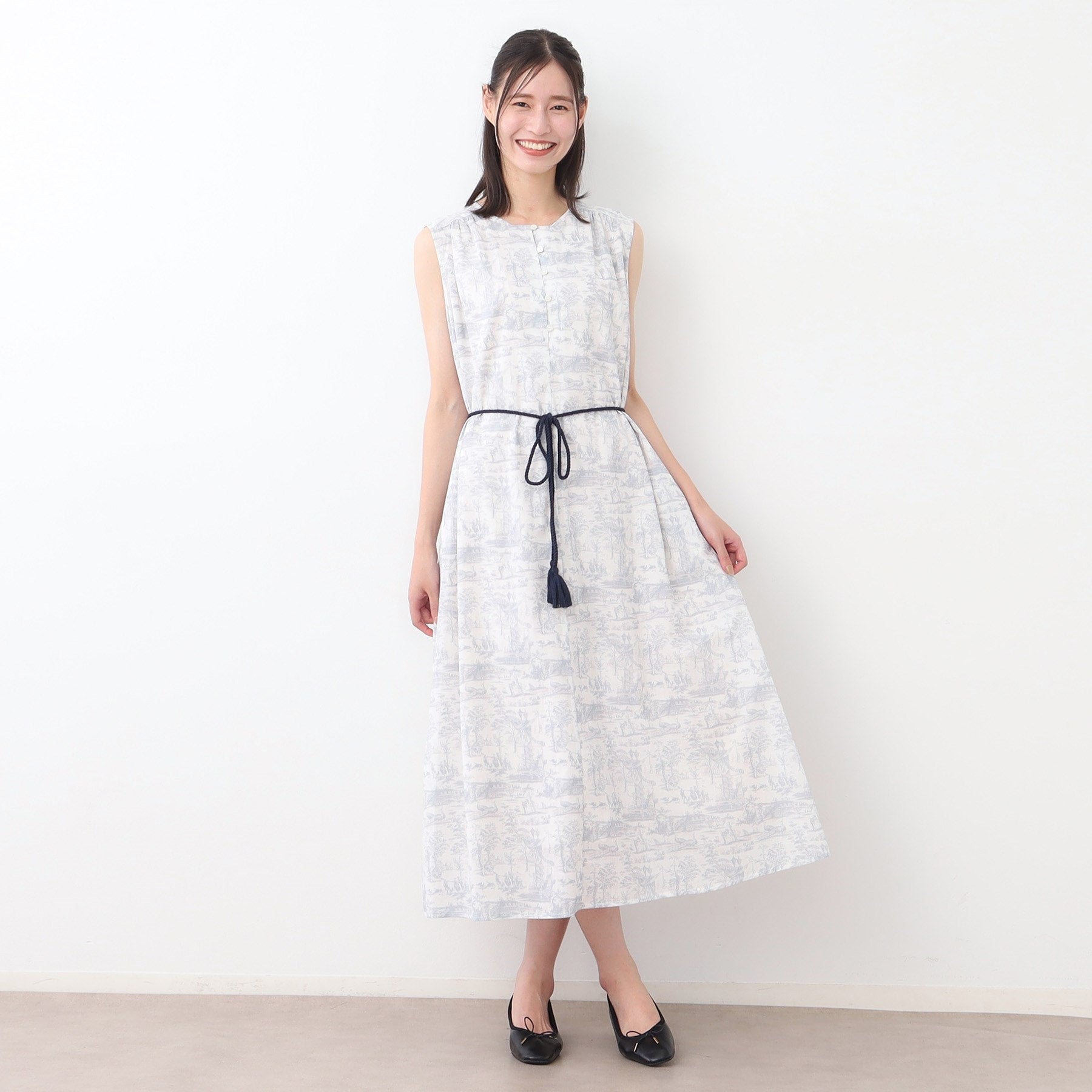 ローラ アシュレイ LAURA ASHLEY 【コットン100％／同柄アイテムあり】ブレイスミス トワル柄 ワンピース （ネイビー(194)） ネイビー(194)
