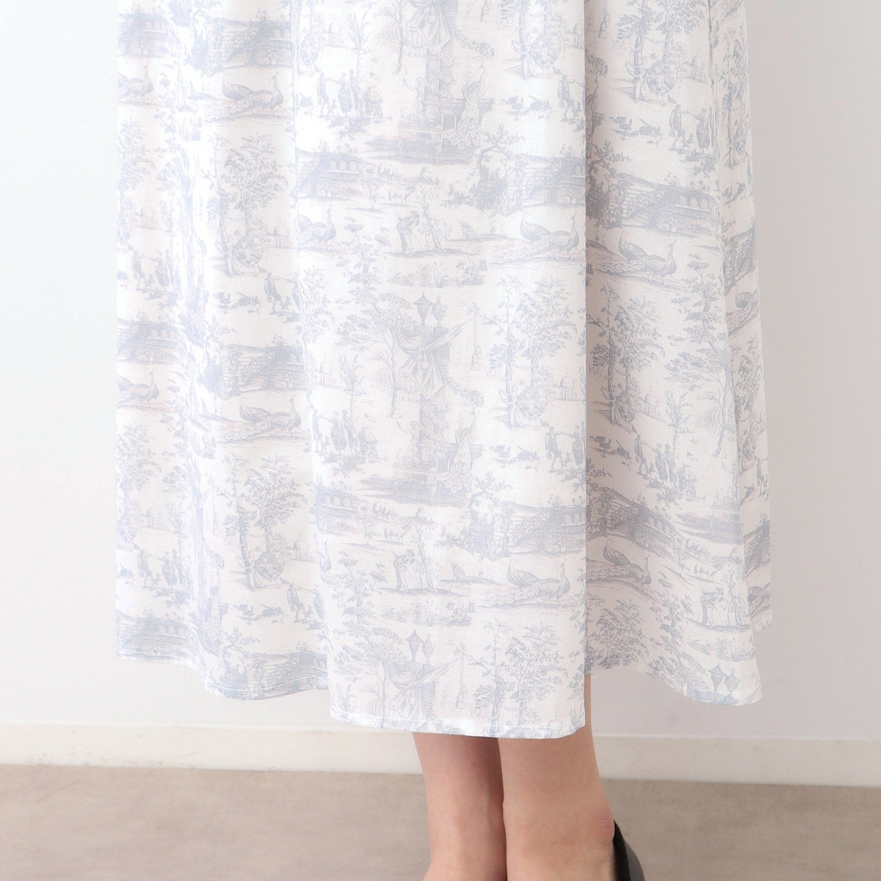 ローラ アシュレイ LAURA ASHLEY 【コットン100％／同柄アイテムあり】ブレイスミス トワル柄 ワンピース （ネイビー(194)） ネイビー(194)