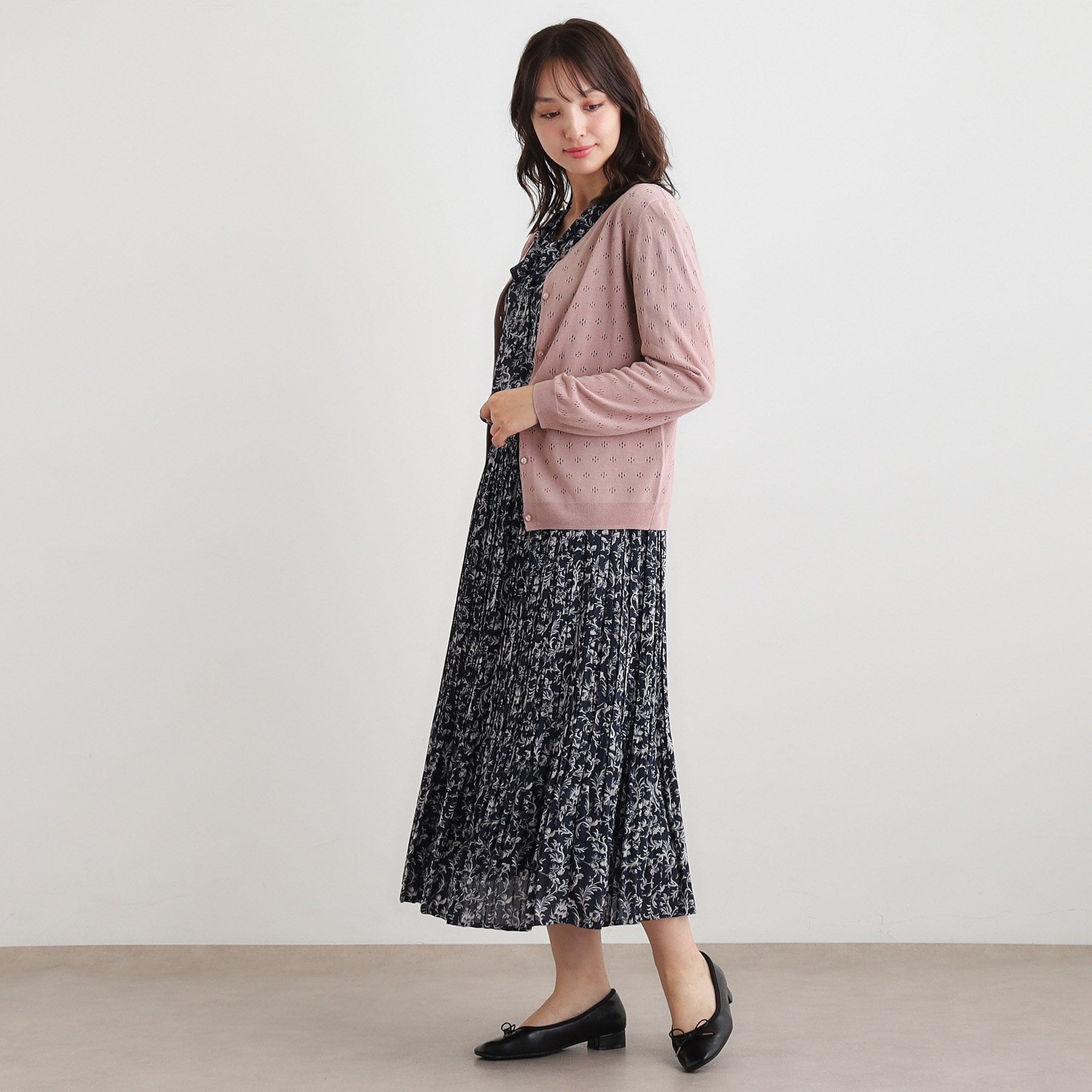 ローラ アシュレイ LAURA ASHLEY 【人気デザイン！アイレット入り】カーディガン （ライトグレー(010)） ライトグレー(010)
