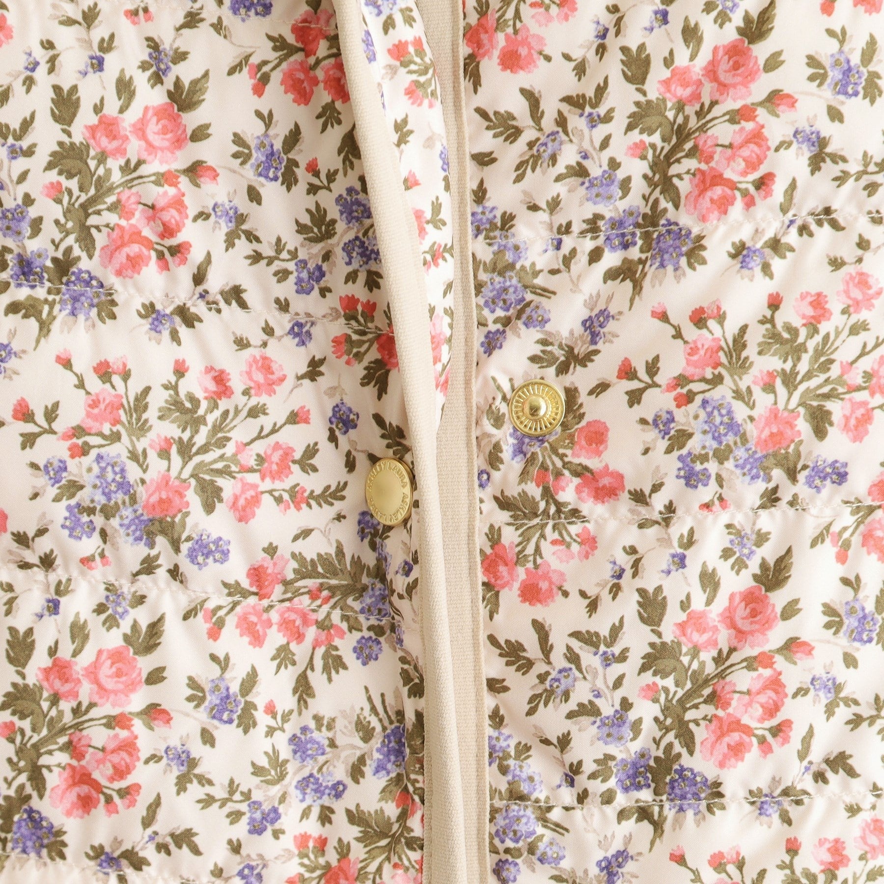 ローラ アシュレイ LAURA ASHLEY 【ダウン使用／ロゴ刻印ボタン】エラビー フローラル柄 ライトダウンコート （ブラック(119)） ブラック(119)