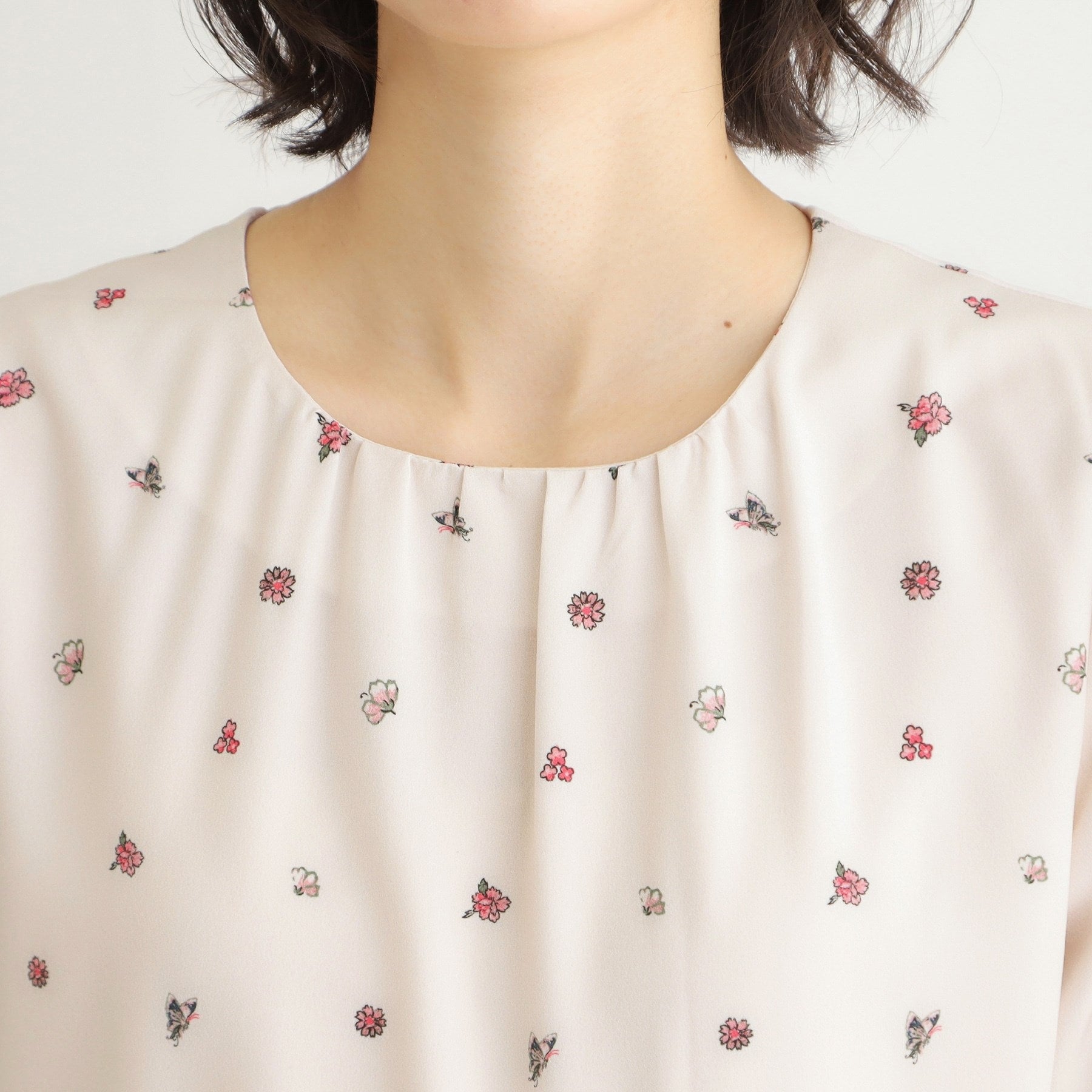 ローラ アシュレイ LAURA ASHLEY 【洗える／同柄アイテムあり】ライリー バタフライズ柄 ワンピース （ベージュ(152)） ベージュ(152)