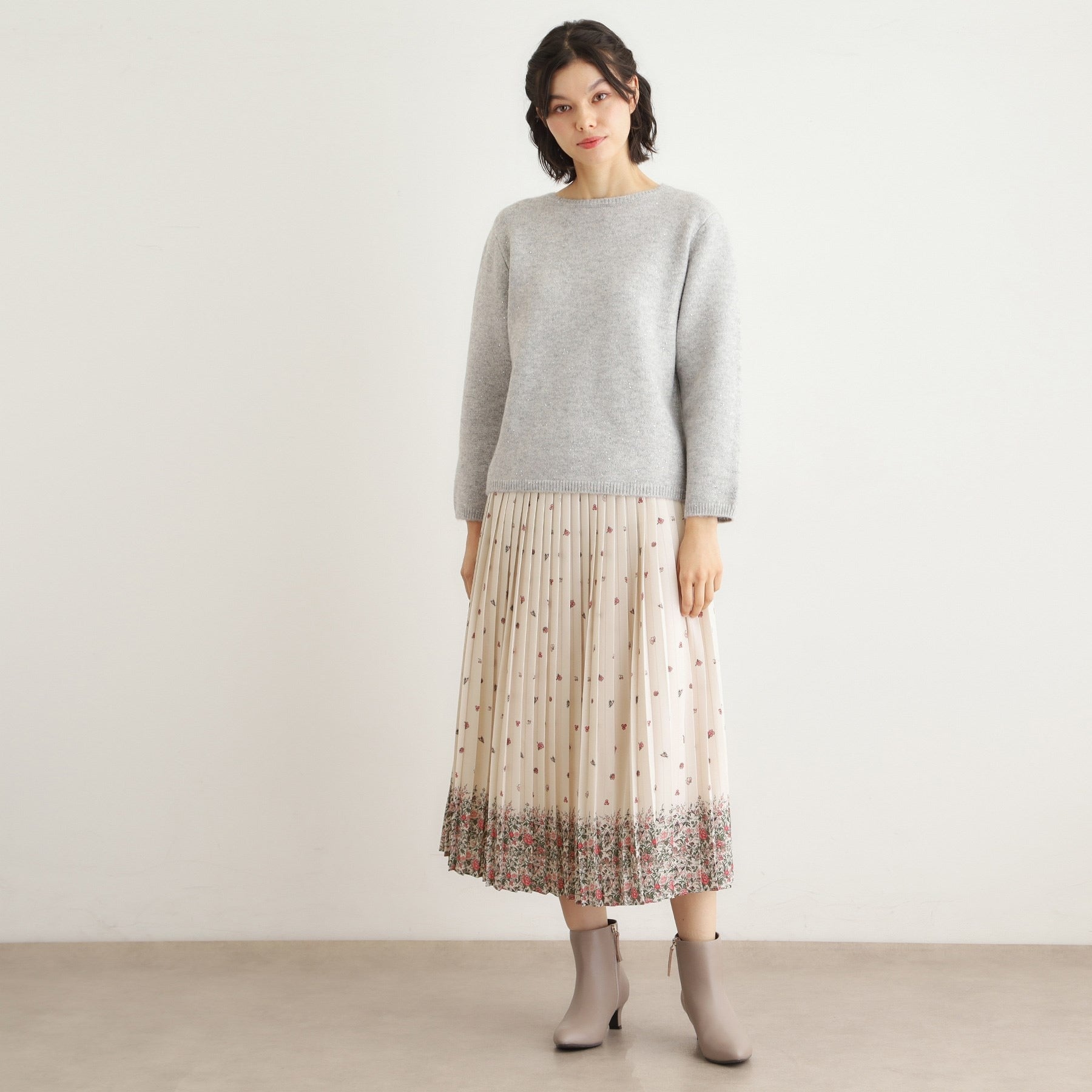 ローラ アシュレイ LAURA ASHLEY 【洗える／同柄アイテムあり】ライリー バタフライズ柄 プリーツスカート （ネイビー(194)） ネイビー(194)