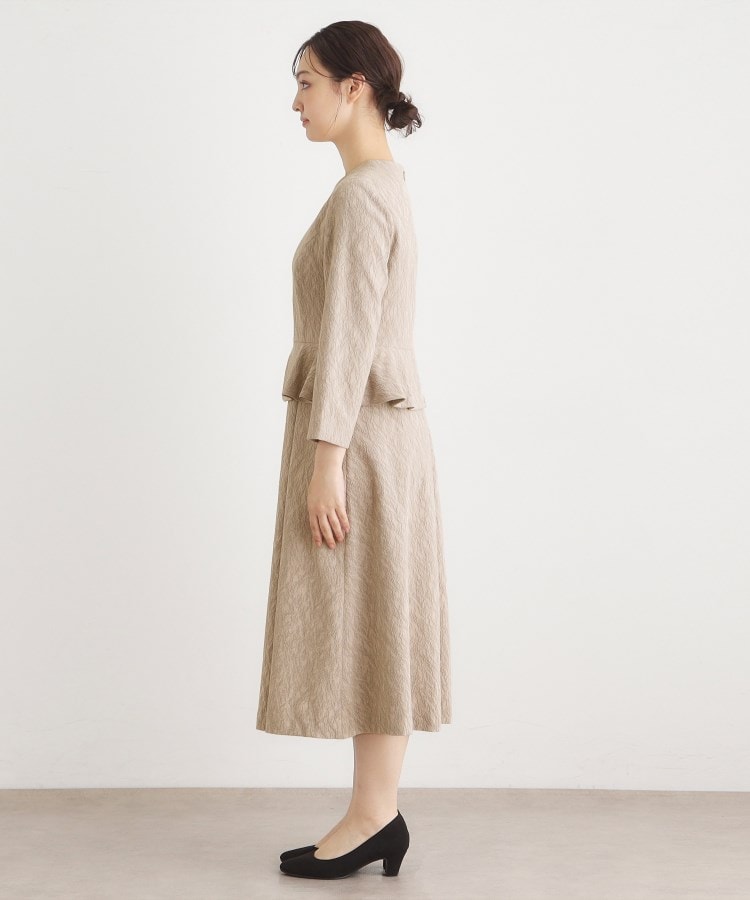 ローラ アシュレイ LAURA ASHLEY ペプラム風ジャカードワンピース （ベージュ(052)） ベージュ(052)