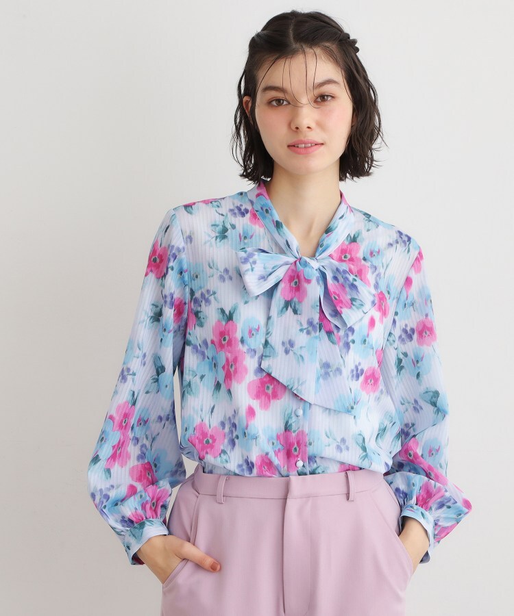 ローラ アシュレイ LAURA ASHLEY 【洗える／同柄アイテムあり】フリーサム ヘイズ柄 ボウタイブラウス （オフホワイト(103)） オフホワイト(103)