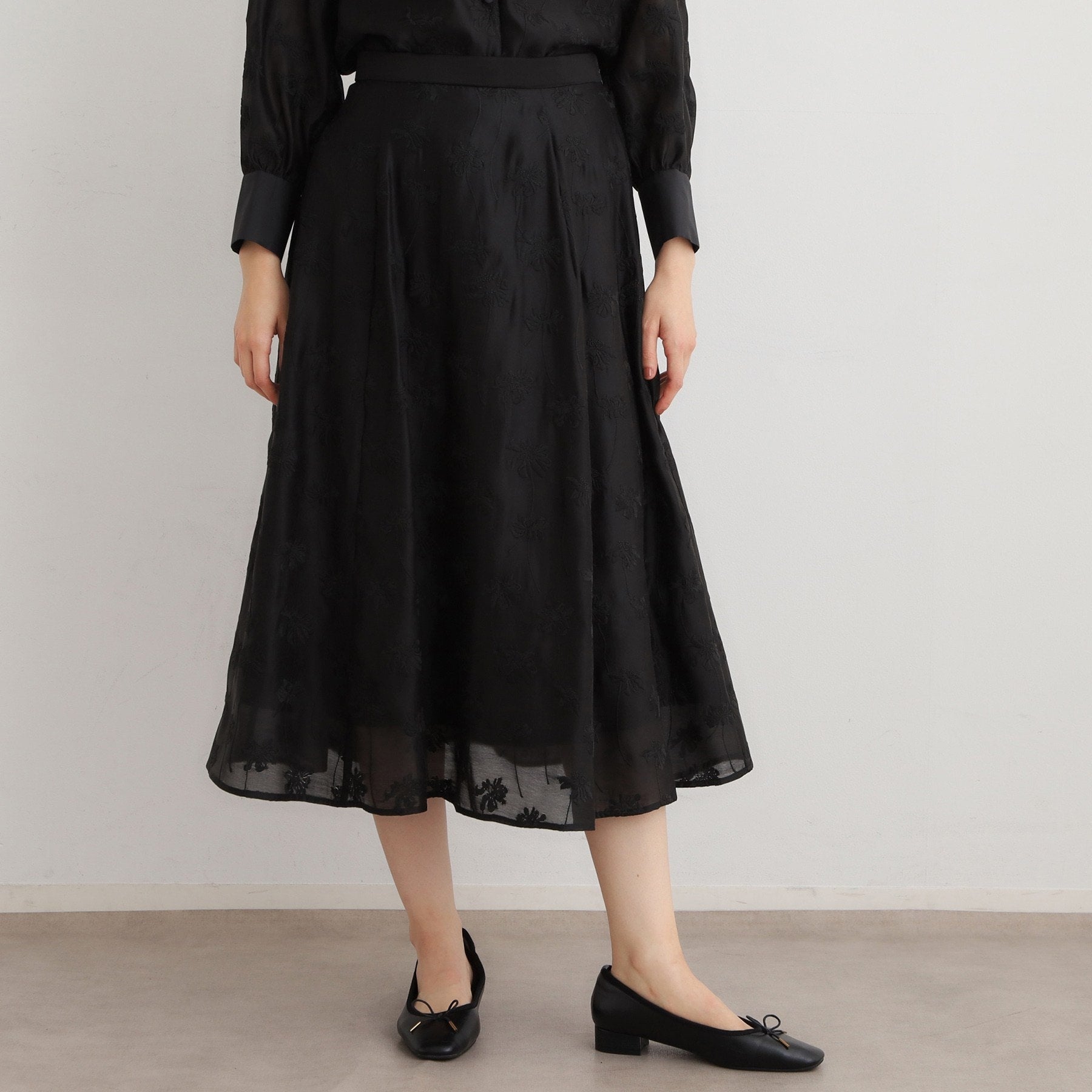 ローラ アシュレイ LAURA ASHLEY 【セットアップ可】ランズウィック柄 刺繍フレアスカート （ブラック(119)） ブラック(119)