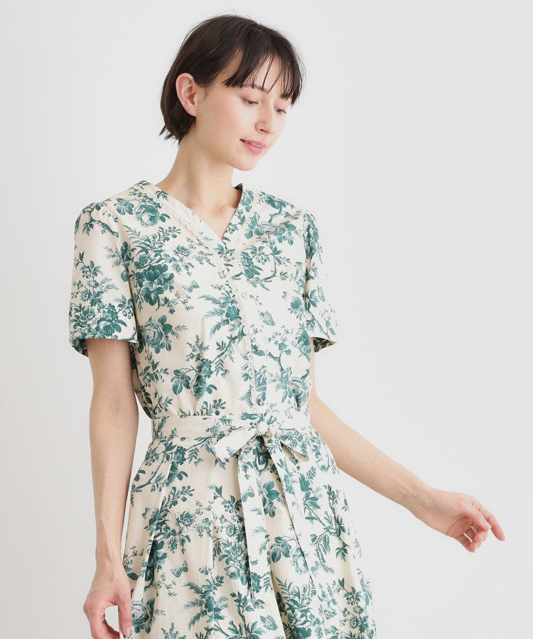 ローラ アシュレイ LAURA ASHLEY 【洗える／コットン100％／3colors／同柄アイテムあり】ウォールド ガーデン柄ブラウス （グリーン(123)） グリーン(123)