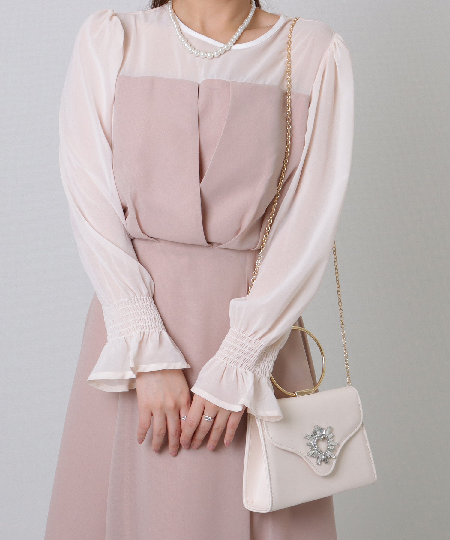 レースレディース Lace Ladies ハート ビジュー付き リング ハンドル コンパクト ハンドバッグ （ブラック） ブラック