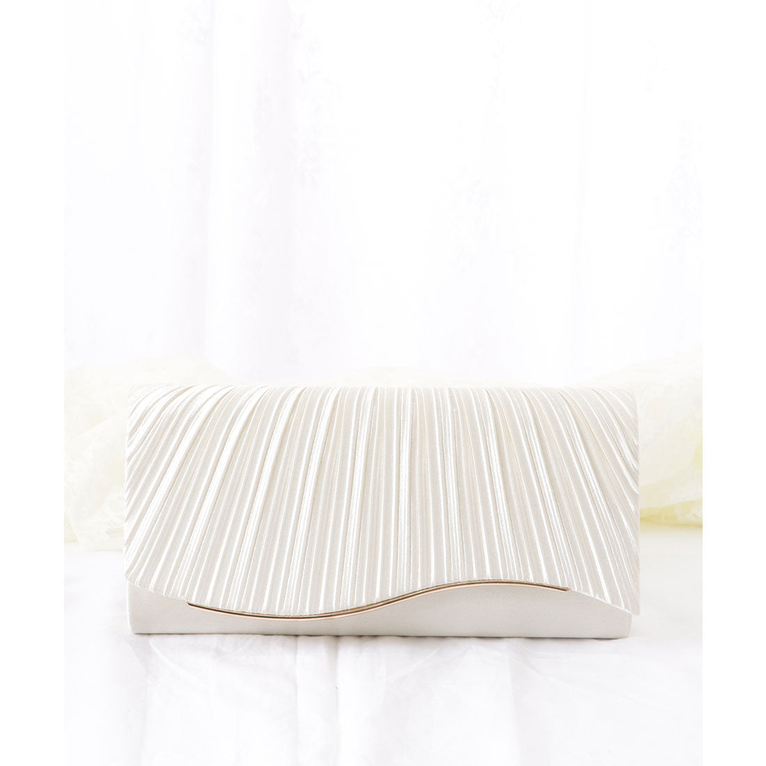 レースレディース Lace Ladies ウエーブ フラップ スクエア パーティー バッグ （ブラック） ブラック