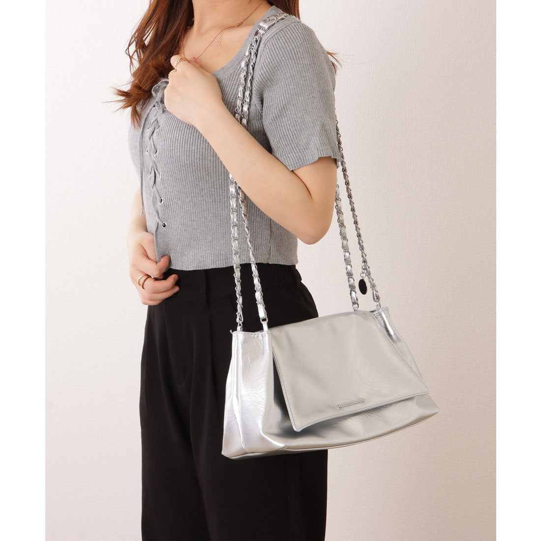 レースレディース Lace Ladies チェーンストラップ付き フェイクレザー フラップ ショルダー バッグ （シルバー） シルバー