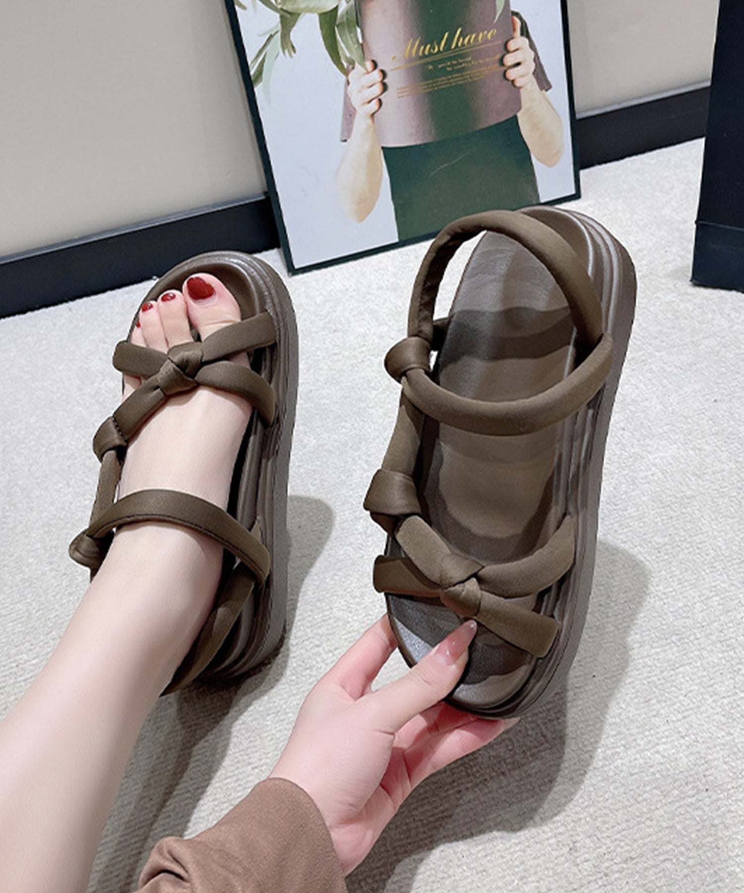 レースレディース Lace Ladies ソリッドカラー ソフト ストラップ コンフォート サンダル （グリーン） グリーン