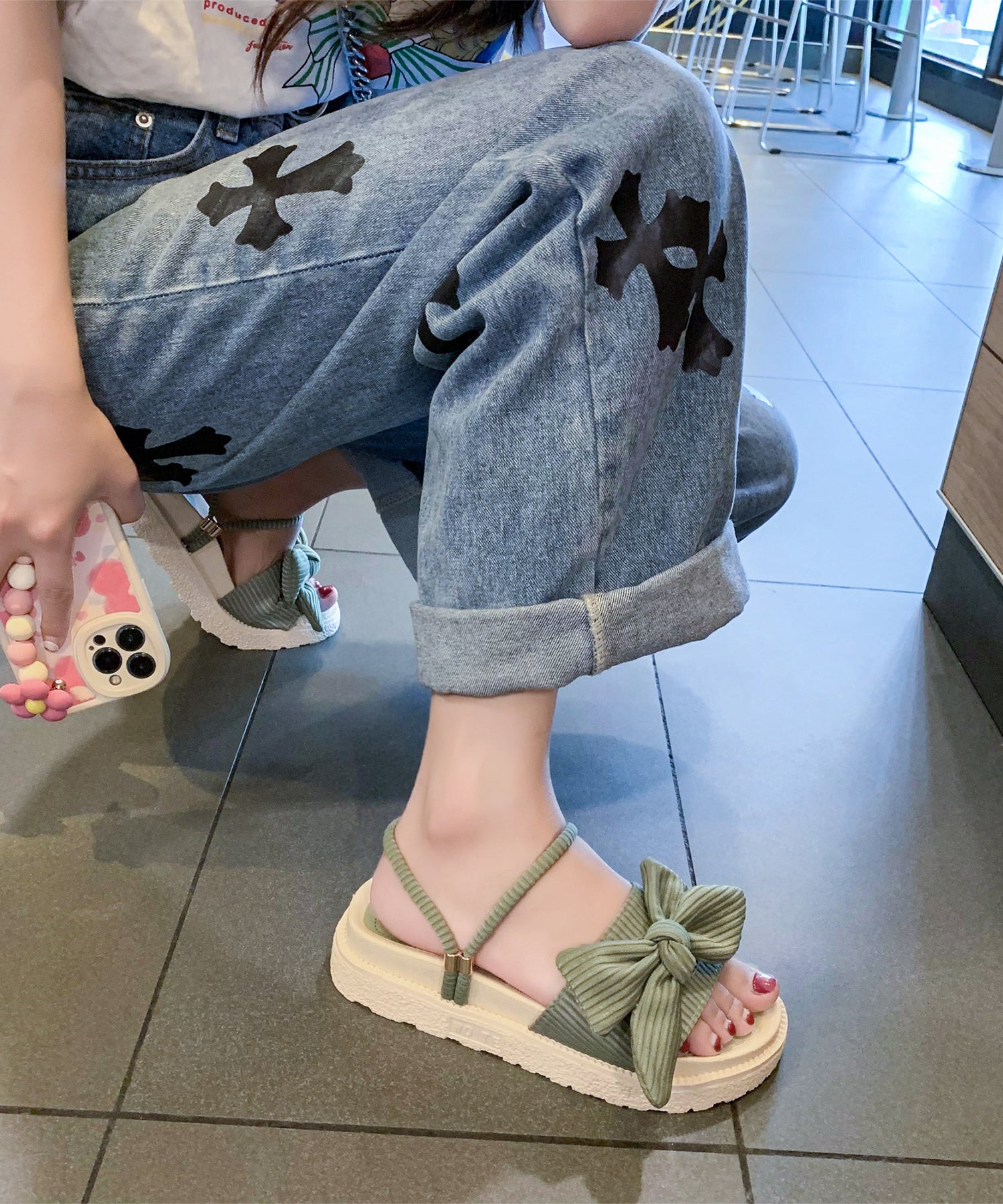 レースレディース Lace Ladies コーデュロイ リボン コンフォート フラット サンダル （アイボリー） アイボリー