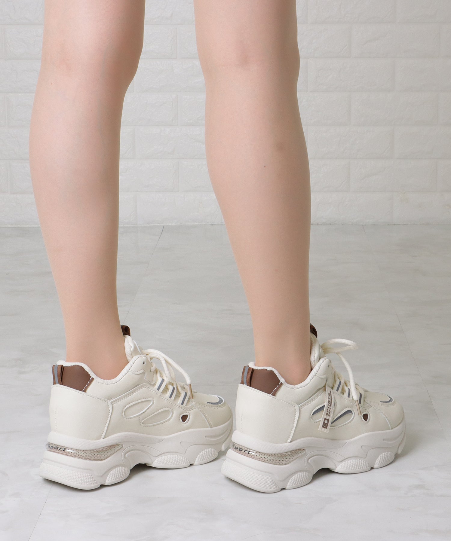 レースレディース Lace Ladies 配色 タグ付き ミッドカット ウエッジ アグリーシューズ （ブラック） ブラック