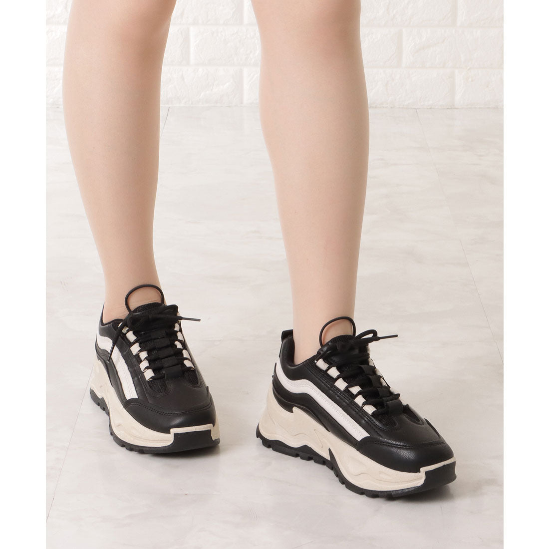 レースレディース Lace Ladies 厚底レースアップミドルカットスニーカー