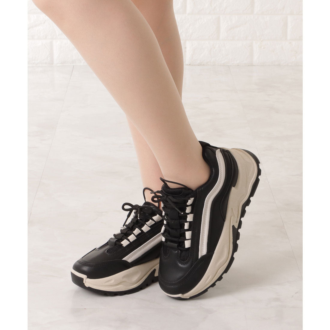 レースレディース Lace Ladies 厚底レースアップミドルカットスニーカー