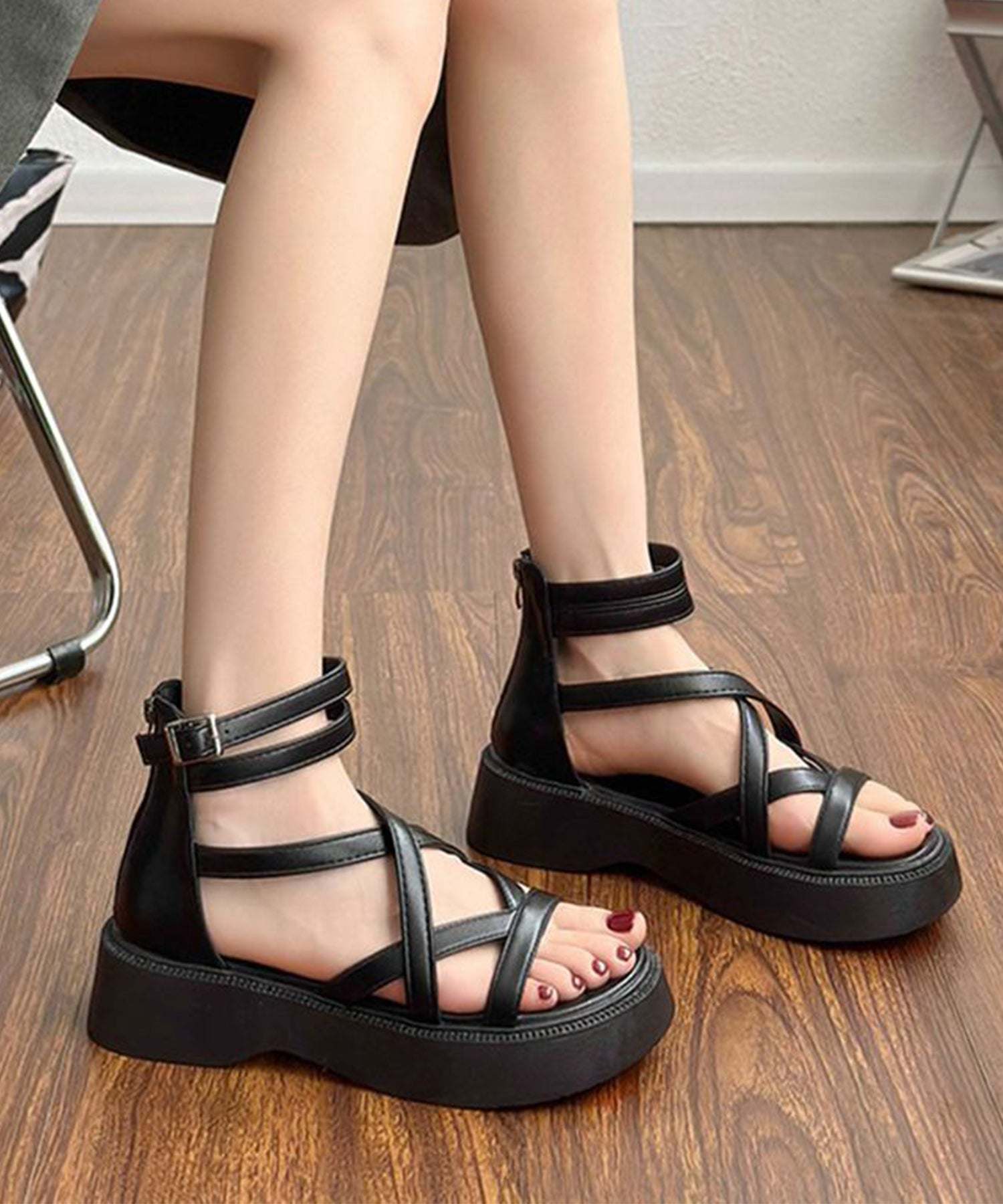 レースレディース Lace Ladies ハイカット グラディエーター ストラップ フラット サンダル （ブラック） ブラック