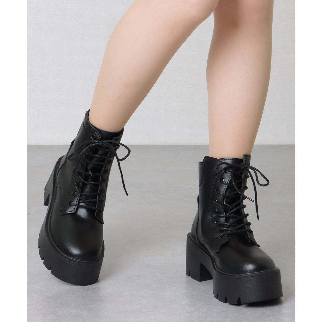 Race Ladies Lace Ladies Thick Sole Volume Lace-up Short Boots