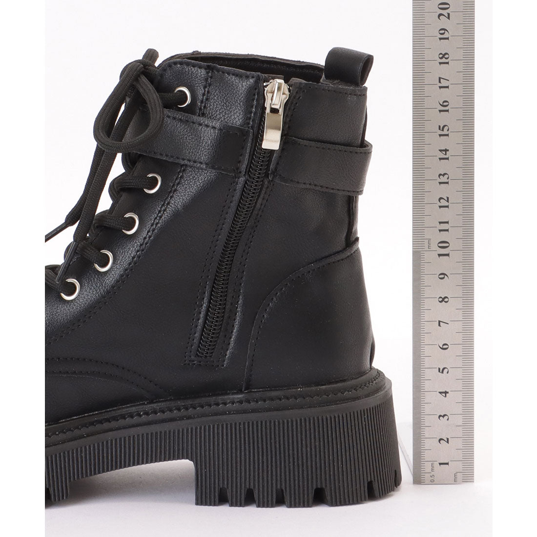Lace Ladies Leather-like Belted Lace-up Short Boots