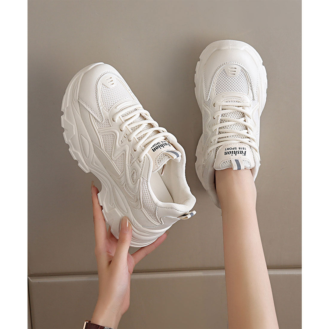Lace Ladies Pull Strap Volume Mesh Thick Sole Sneakers