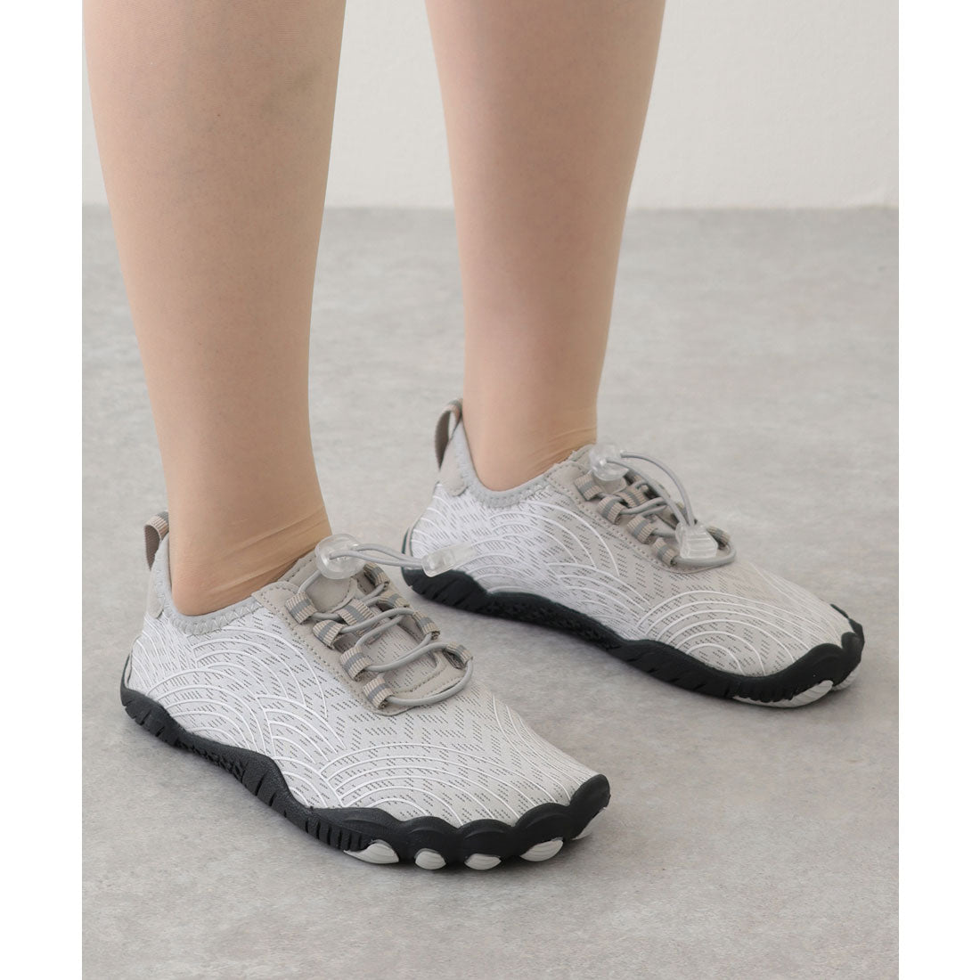 レースレディース Lace Ladies 水陸両用 メッシュ スリッポン ビーチ シューズ （グレー） グレー