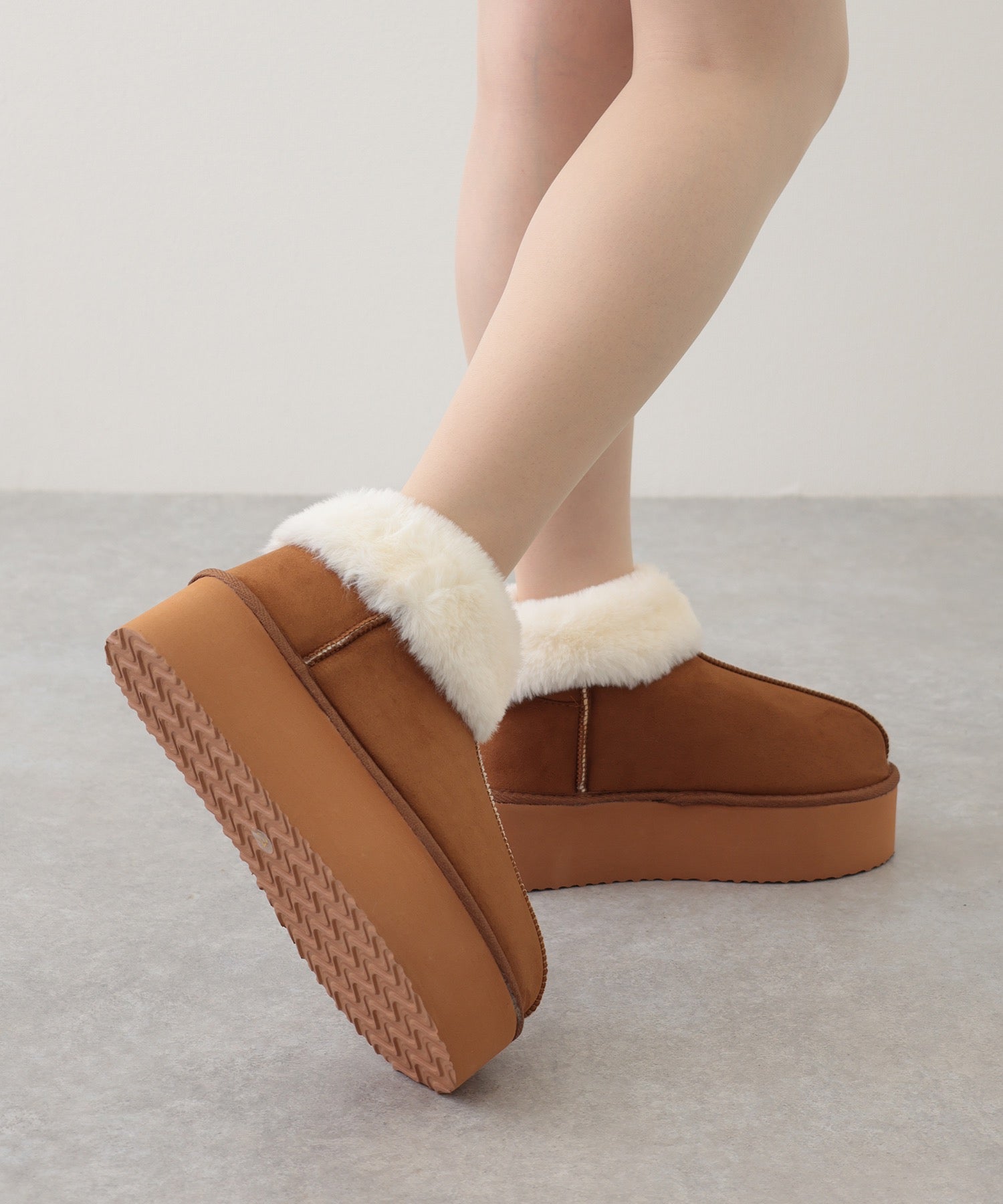レースレディース Lace Ladies 5cm厚底 ファー付き ムートン風ショート ブーツ （キャメル） キャメル