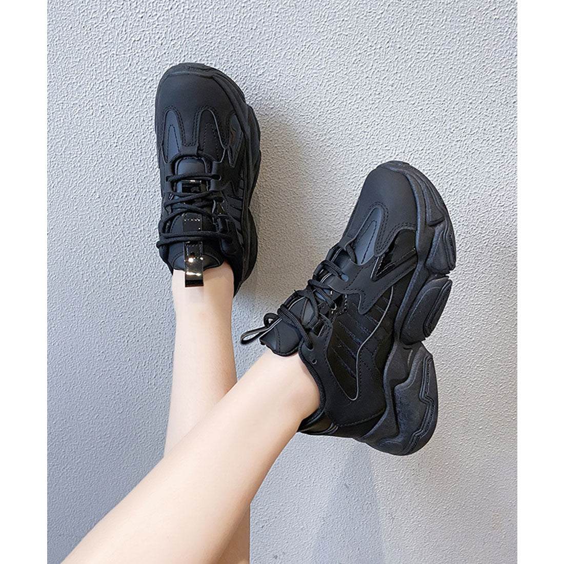 レースレディース Lace Ladies 凹凸ソールボリュームダッドスニーカー （ブラック） ブラック