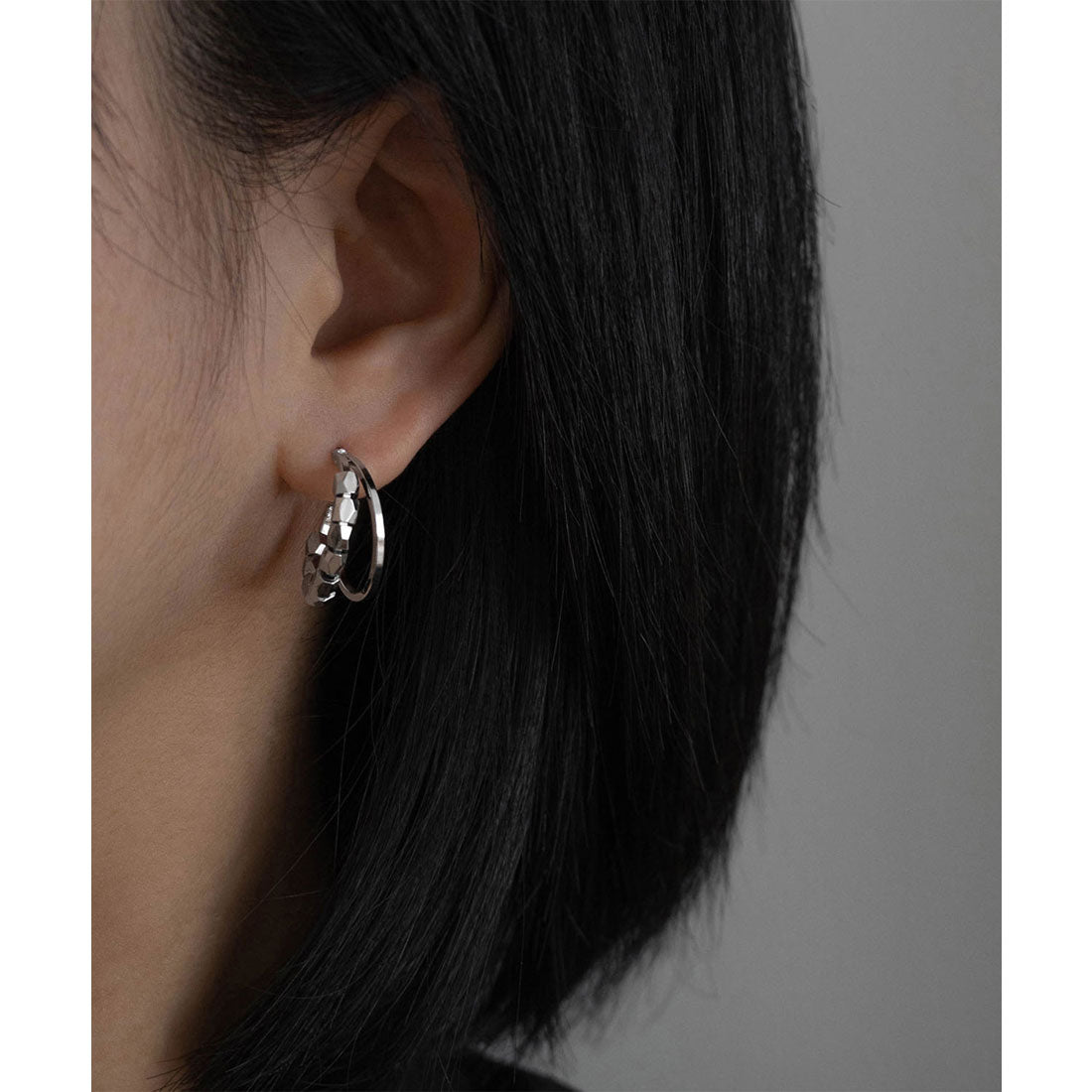 レースレディース Lace Ladies メタル 2連 ハーフ ループ ピアス （シルバー） シルバー
