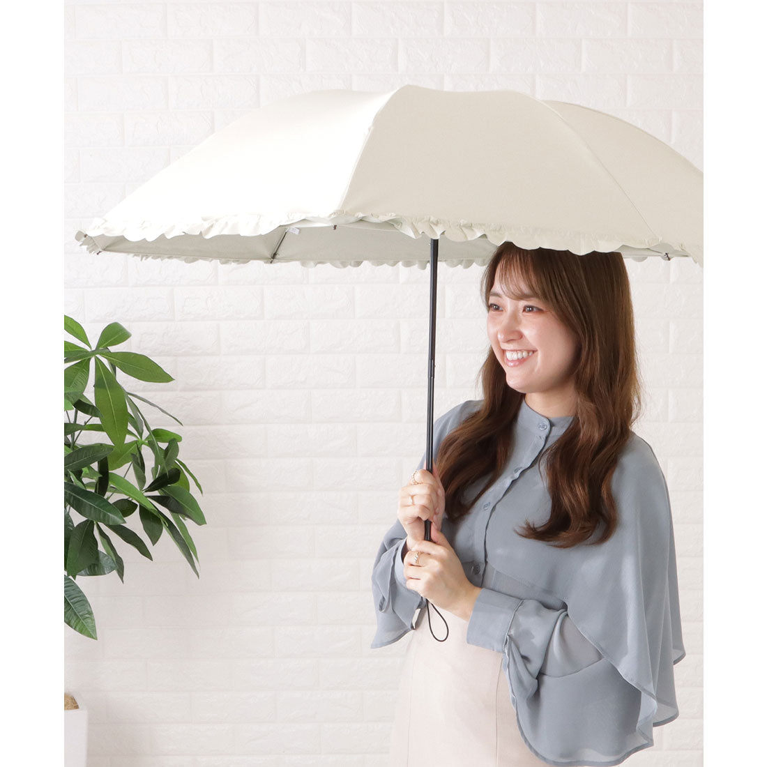 レースレディース Lace Ladies 二段階式フリル付き晴雨兼用傘,ベージュ
