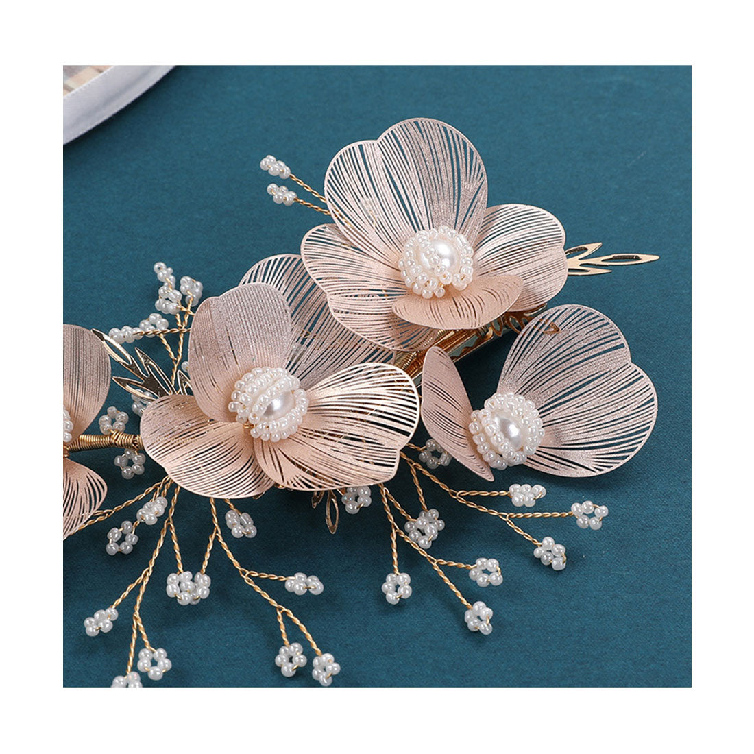 レースレディース Lace Ladies パール × フラワー モチーフ ヘア クリップ （シルバー） シルバー