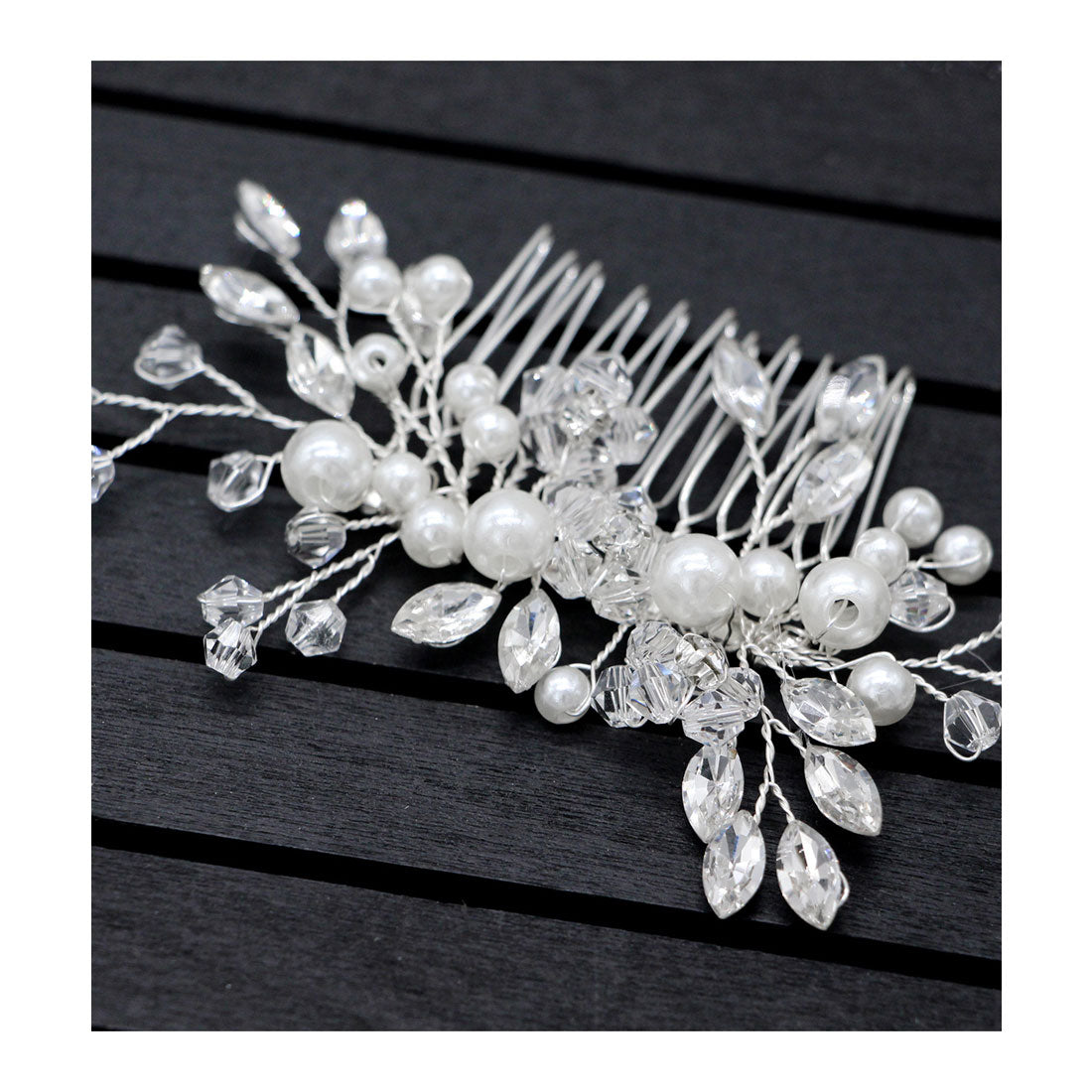 Race Ladies Lace Ladies Botanical Pearl × Bijou Bouquet Comb