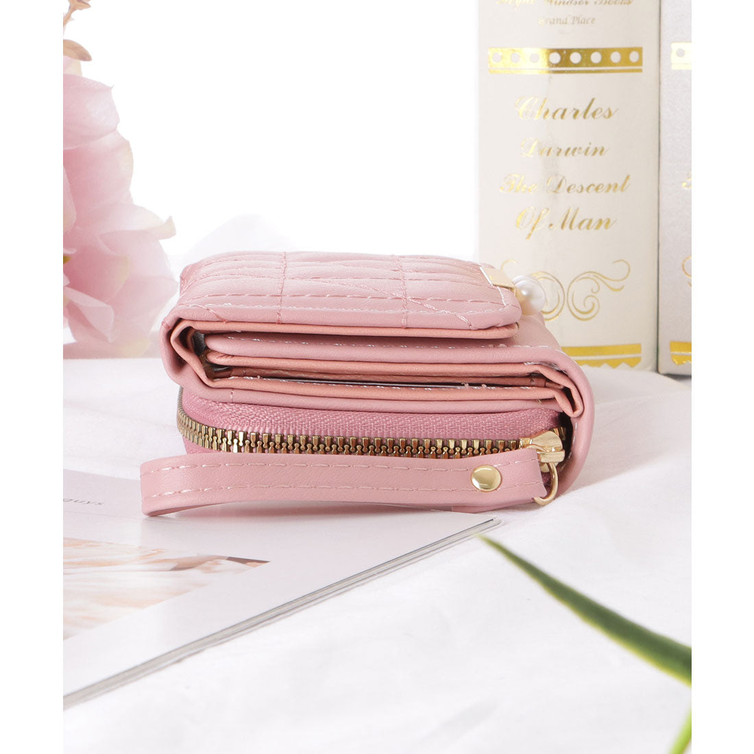 レースレディース Lace Ladies レザー調 キルティング パール付き 三つ折り 財布 （ブラック） ブラック