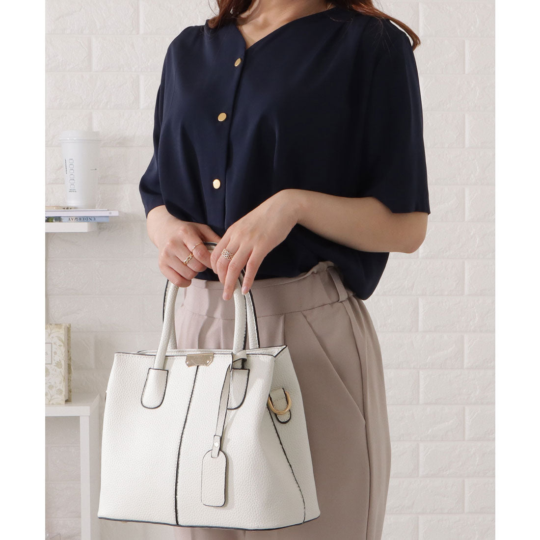 レースレディース Lace Ladies Vネック前開きとろみブラウス,ネイビー