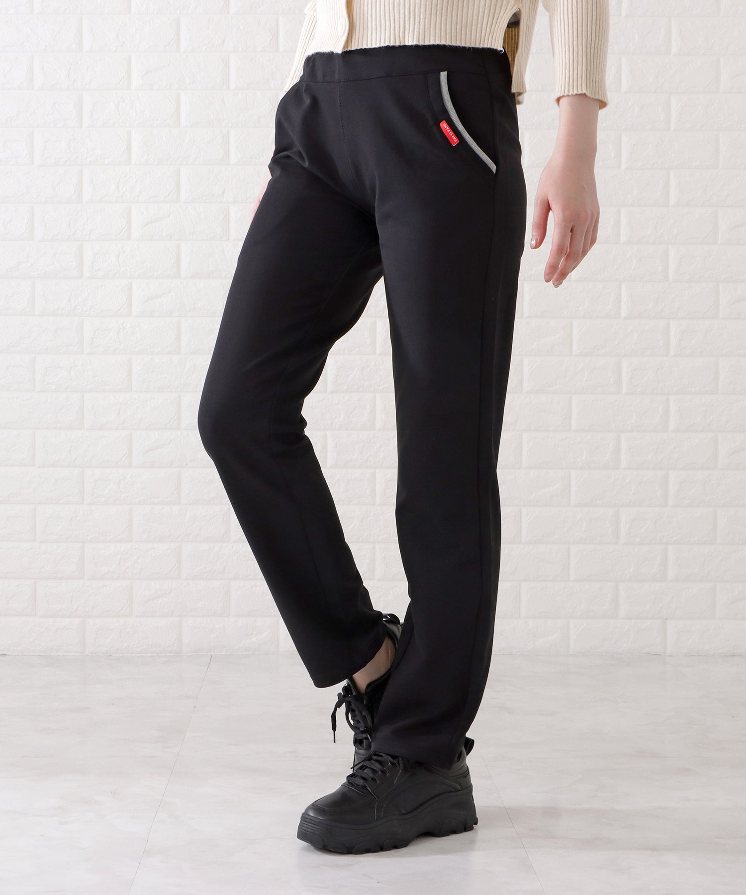 レースレディース Lace Ladies 配色ライン入りストレートスウェットパンツ （グレー） グレー
