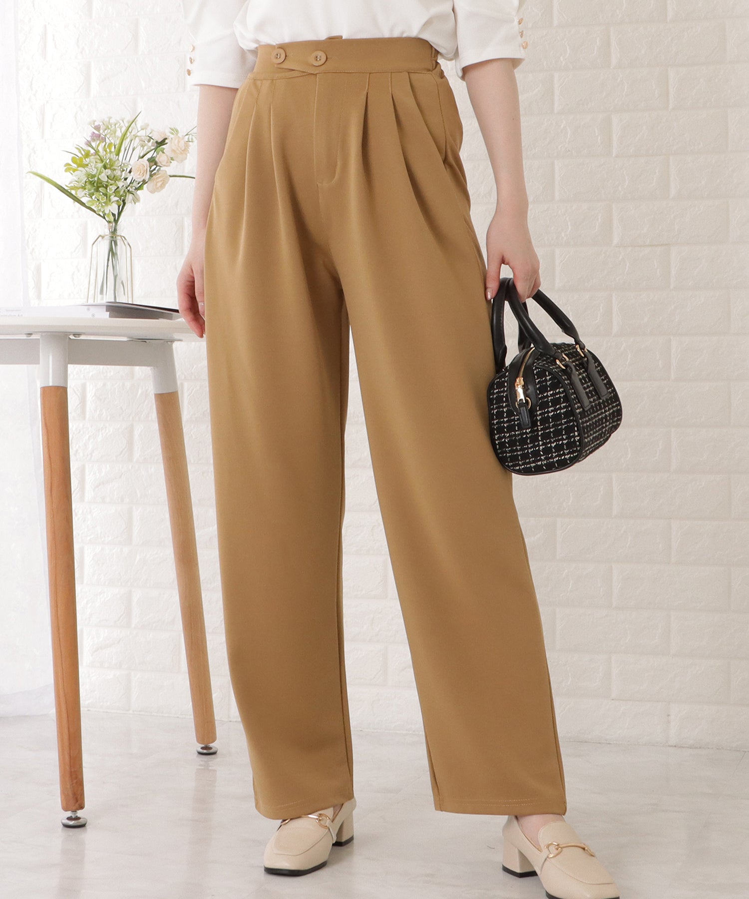 レースレディース Lace Ladies ハイウエストアシンメトリーとろみタックパンツ （ベージュ） ベージュ