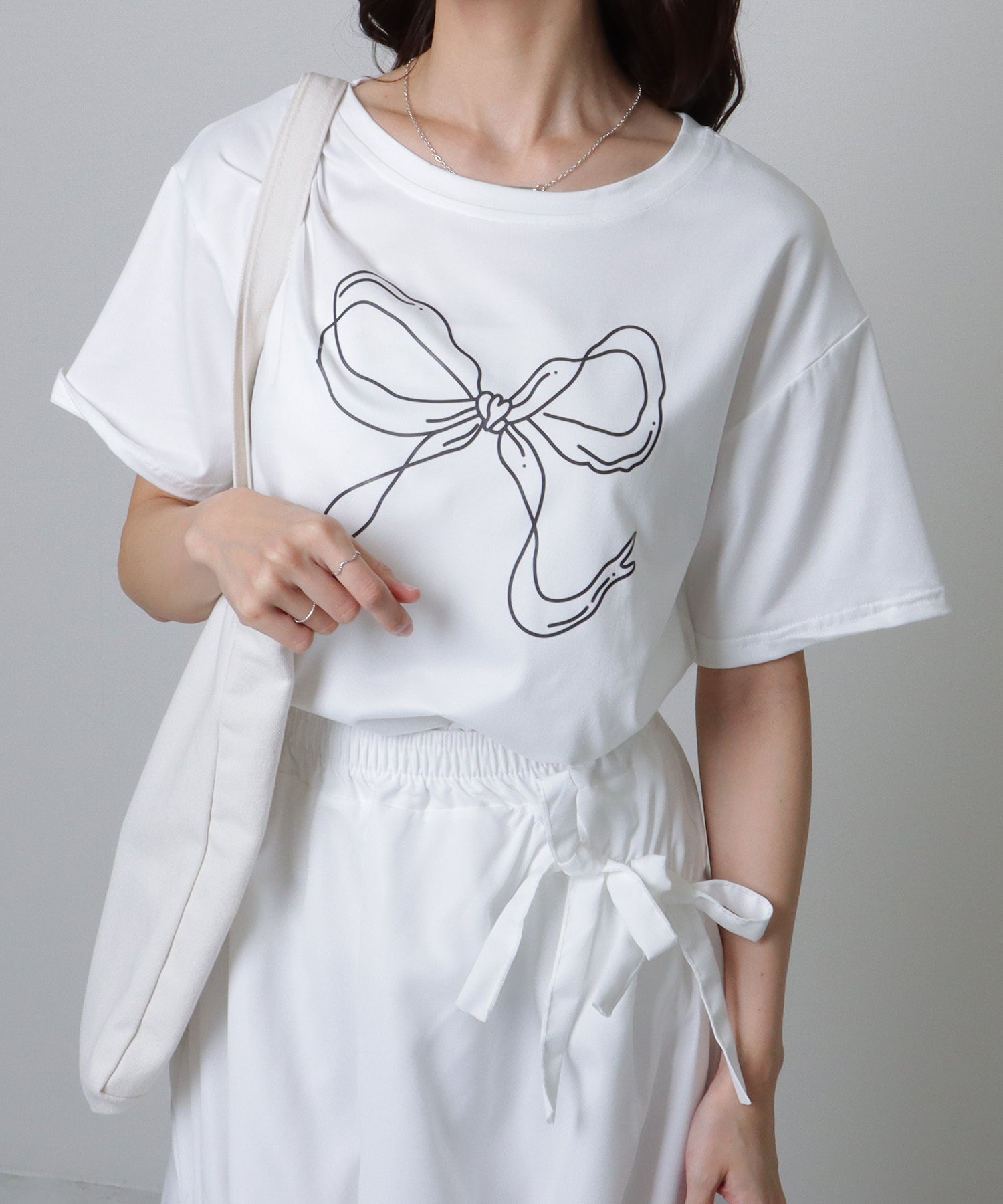 レースレディース Lace Ladies ソリッドカラー 半袖 リボン プリント Tシャツ （ホワイト） ホワイト