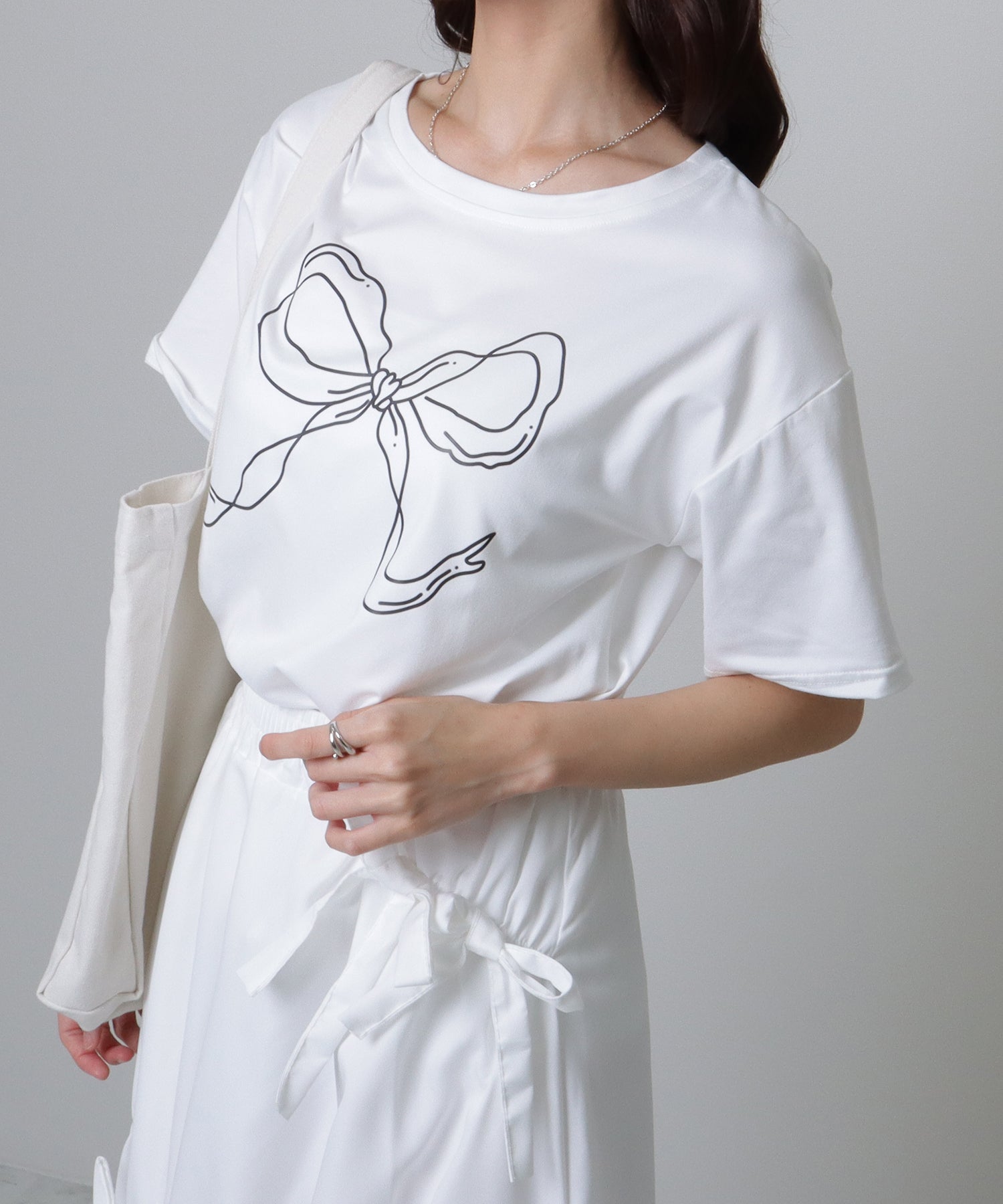 レースレディース Lace Ladies ソリッドカラー 半袖 リボン プリント Tシャツ （ホワイト） ホワイト