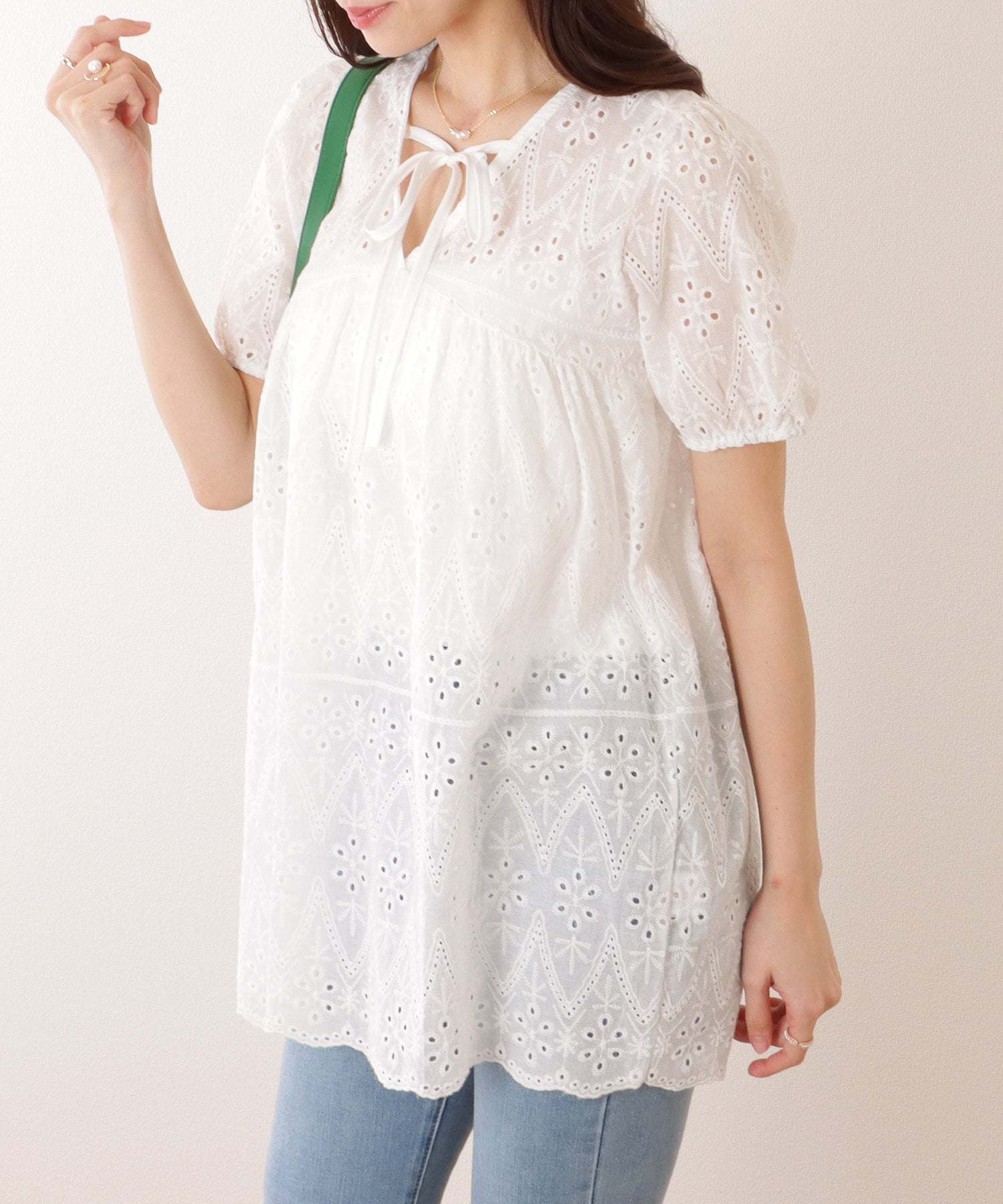 レースレディース Lace Ladies カットレース Vネック パフスリーブ 半袖 ブラウス （ホワイト） ホワイト
