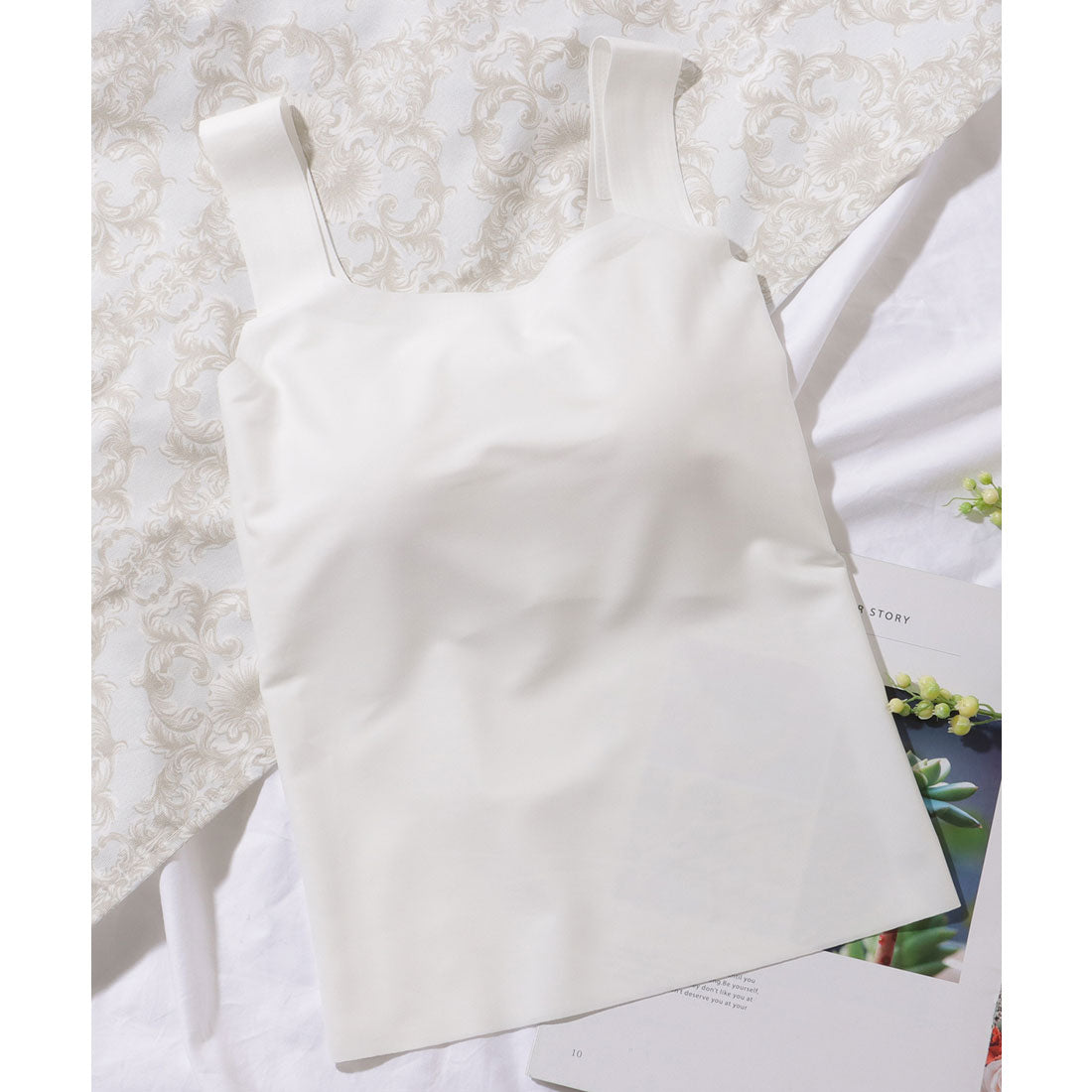 レースレディース Lace Ladies ソリッドカラー スクエアネック カップ付き ベーシック タンクトップ （ホワイト） ホワイト