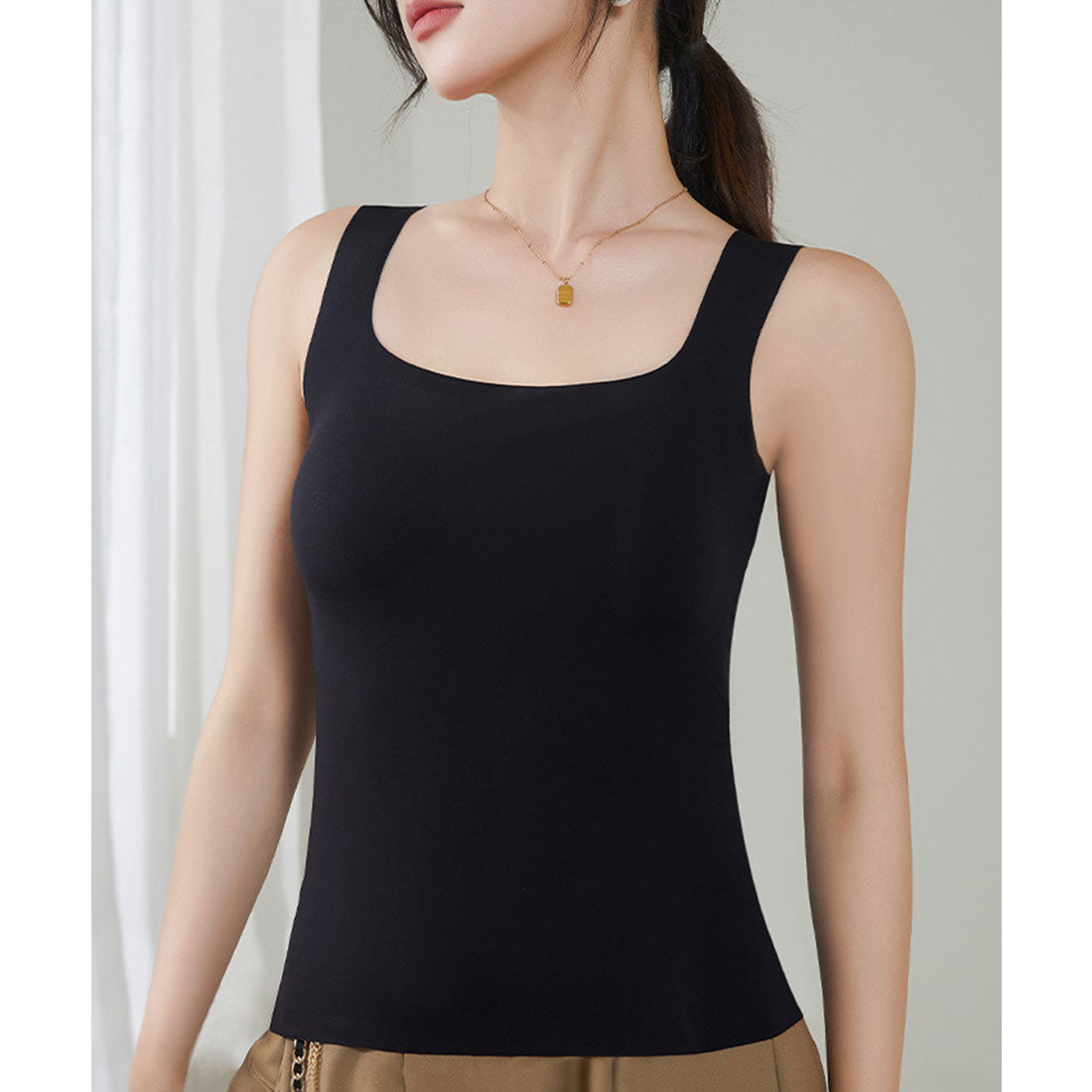 レースレディース Lace Ladies ソリッドカラー スクエアネック カップ付き ベーシック タンクトップ （ブラック） ブラック