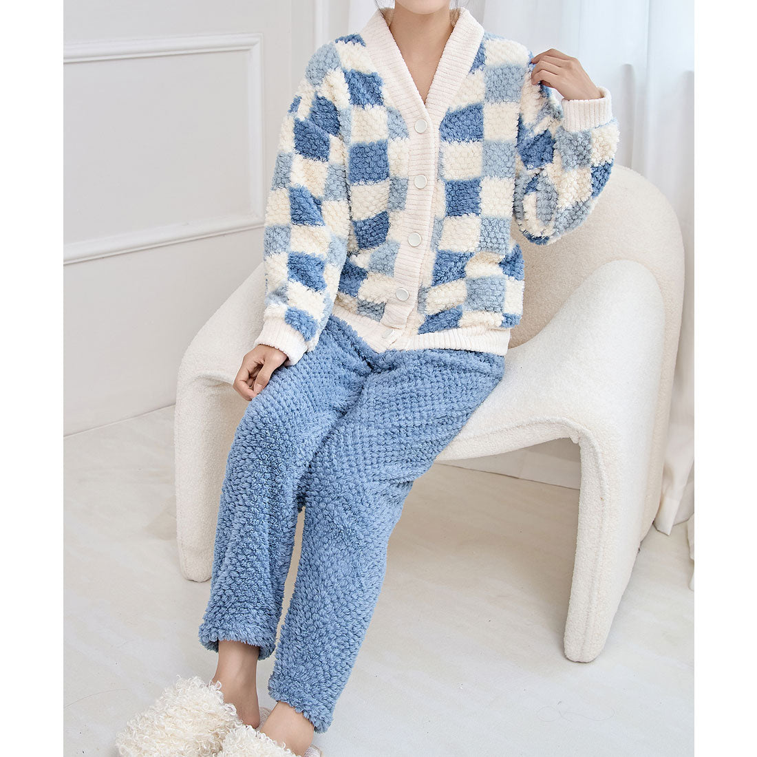 Race Ladies Lace Ladies Color Check V-Neck Fleece Loungewear