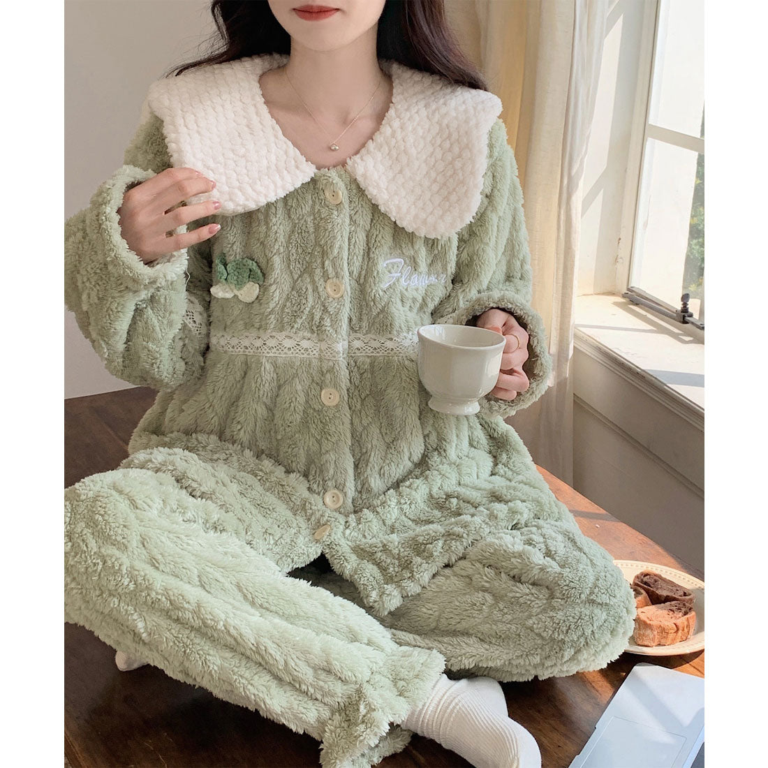 レースレディース Lace Ladies ビッグカラー モチーフ付き フリース 上下 2点セット （グリーン） グリーン