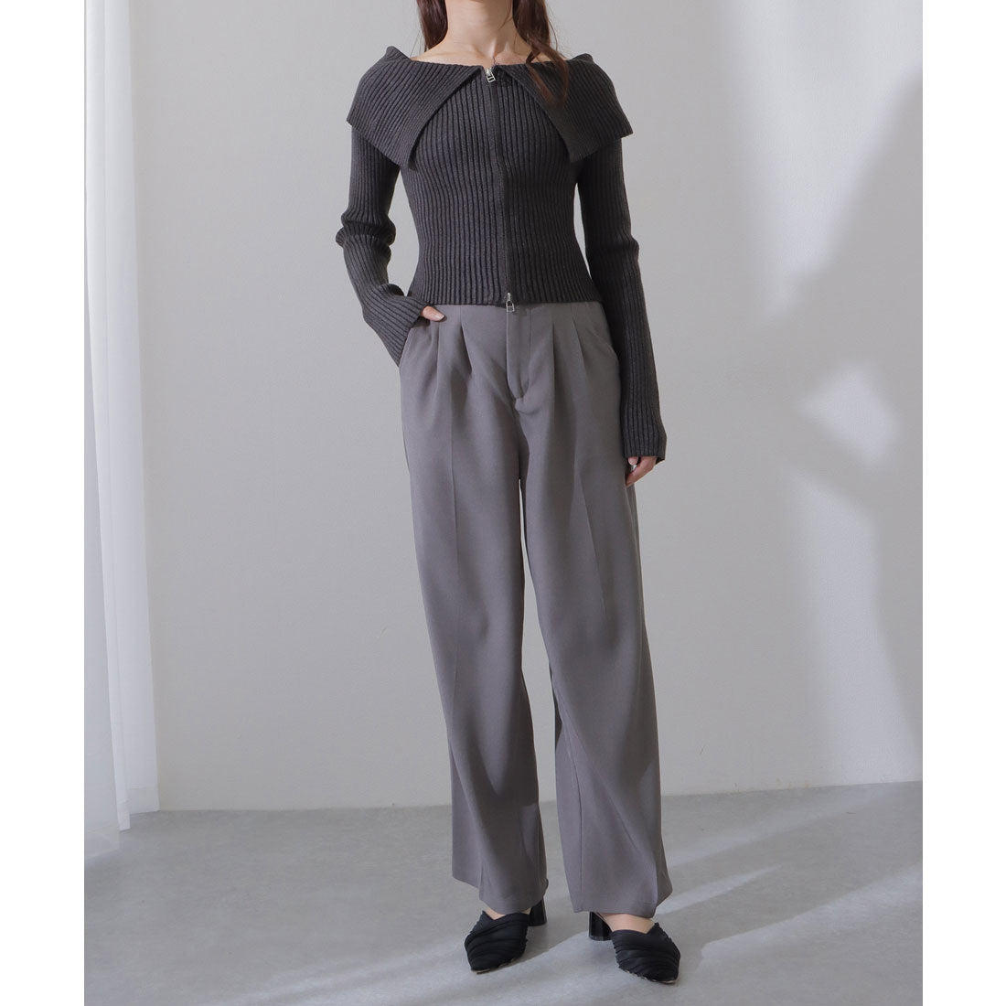 レースレディース Lace Ladies バック ゴム ソリッドカラー ワイド タック パンツ （グレー） グレー