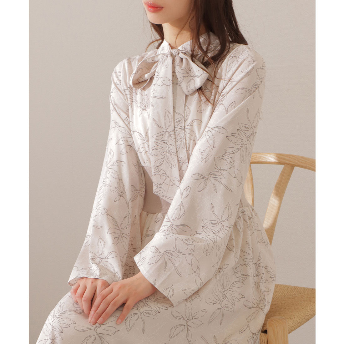 レースレディース Lace Ladies バック ギャザー ボウタイ付き 花柄 マキシ ワンピース （アイボリー） アイボリー