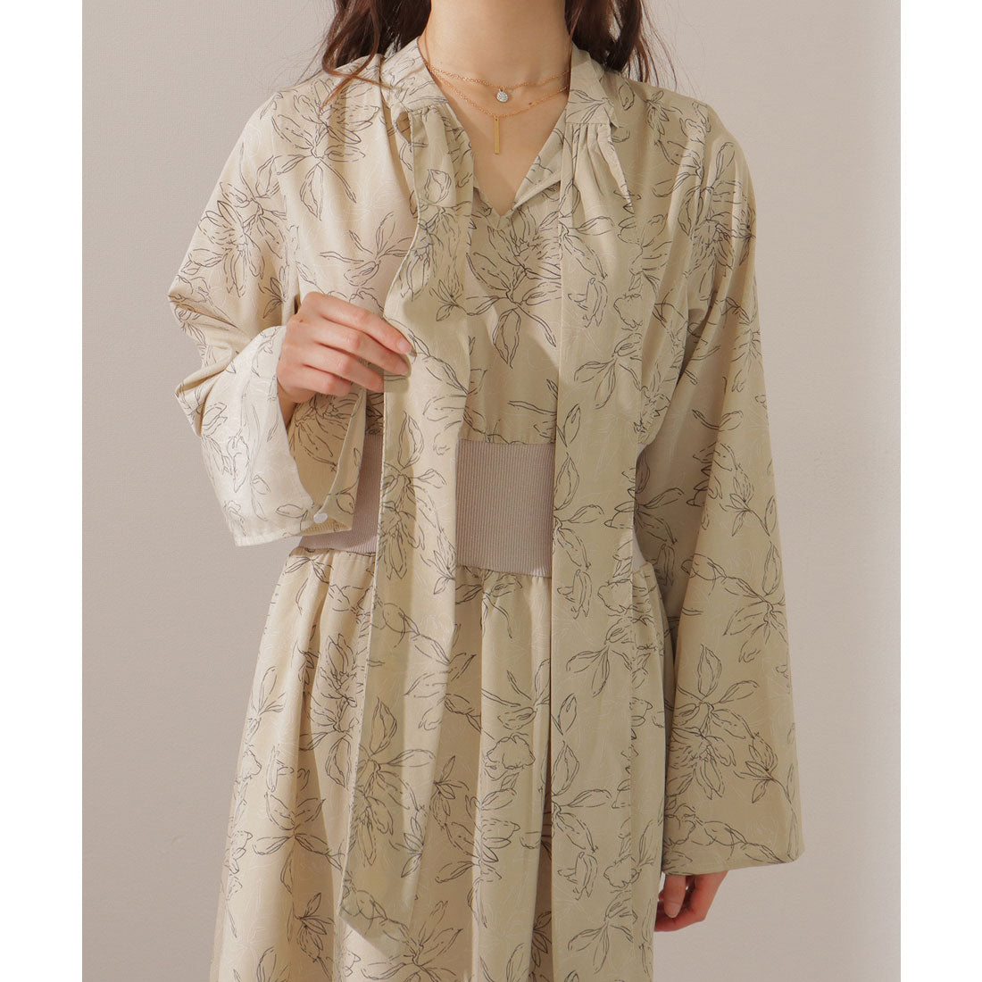レースレディース Lace Ladies バック ギャザー ボウタイ付き 花柄 マキシ ワンピース （アイボリー） アイボリー