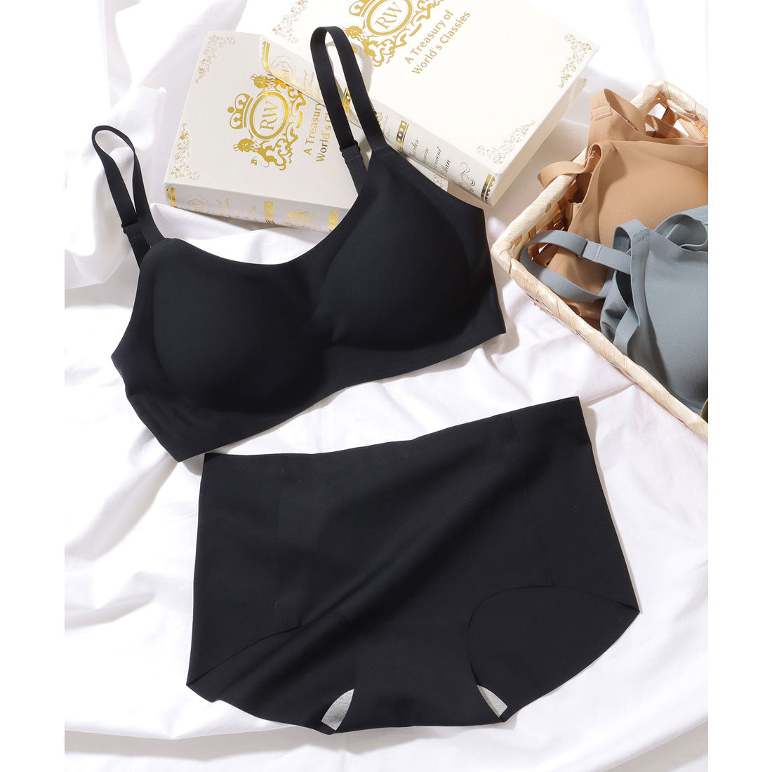 レースレディース Lace Ladies 【2点セット】 ソリッドカラー シームレス ブラ&ショーツ【返品不可商品】 （ブラック） ブラック