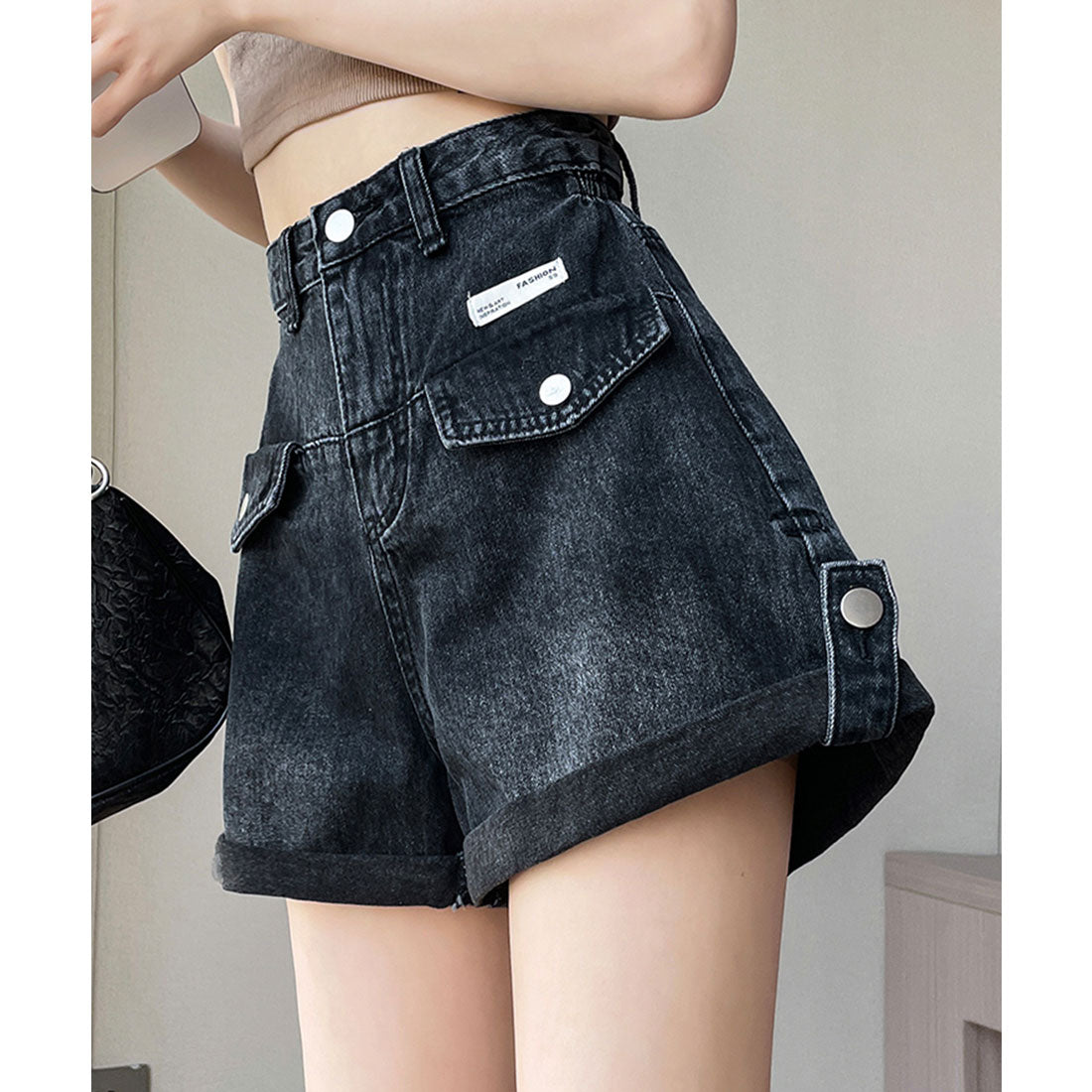 レースレディース Lace Ladies ハイウエスト ポケット付き ロールアップ デニム Aライン ショートパンツ （ブラック） ブラック